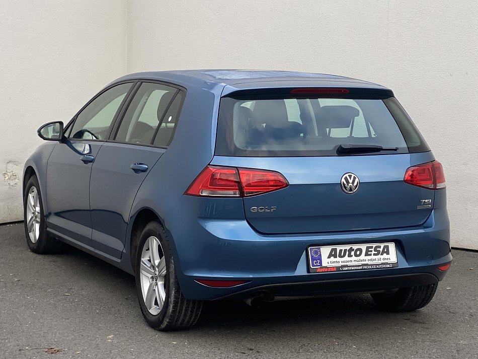 Volkswagen Golf 1.2 TSi Comfortline VII