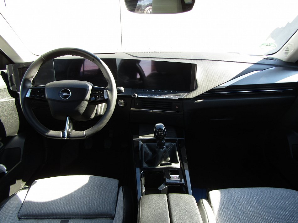 Opel Astra 1.5 CDTi Elegance