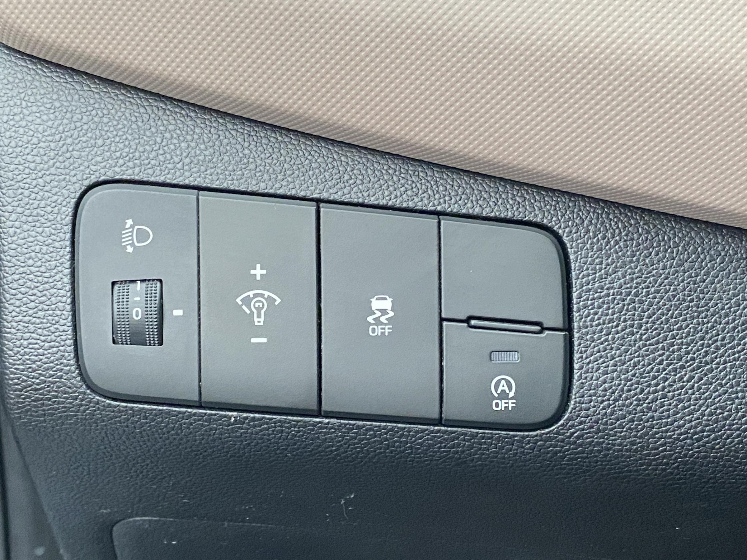 Hyundai i10, 2016 - pohled č. 16