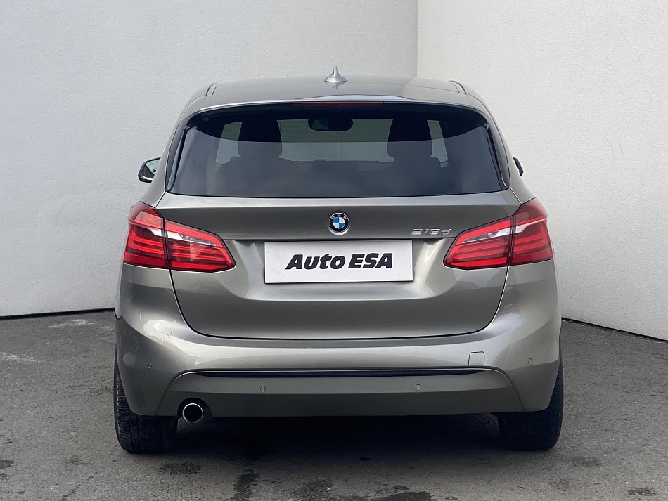 BMW Řada 2 2.0 D Sport 218d