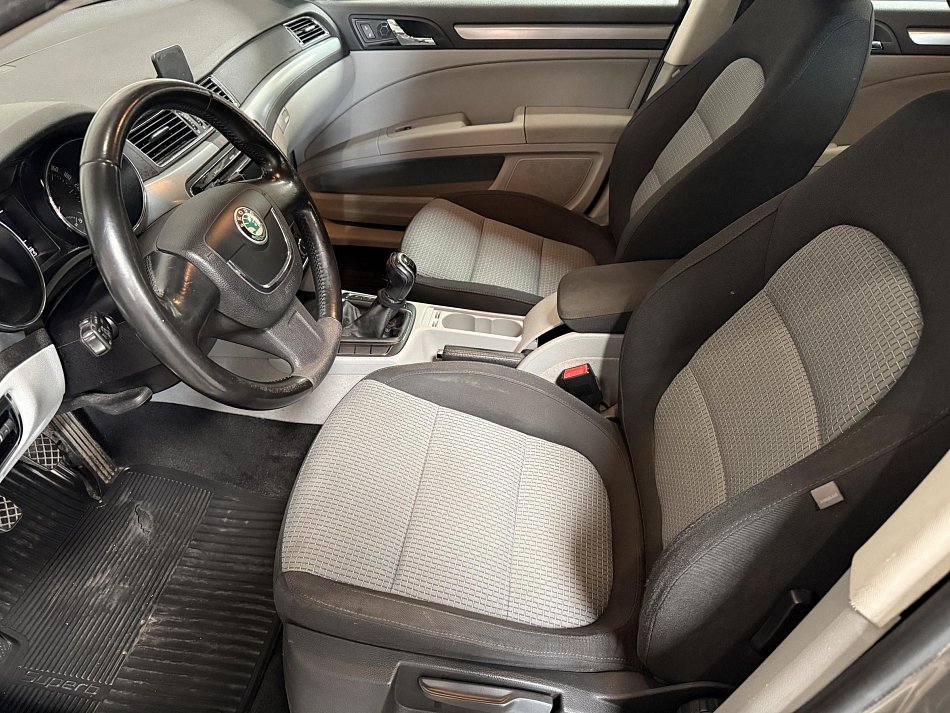 Škoda Superb II 2.0 TDi 