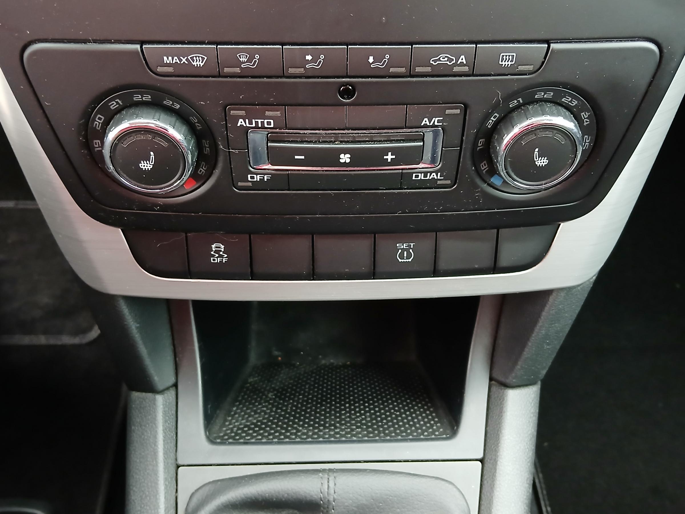 Škoda Yeti, 2015 - pohled č. 14