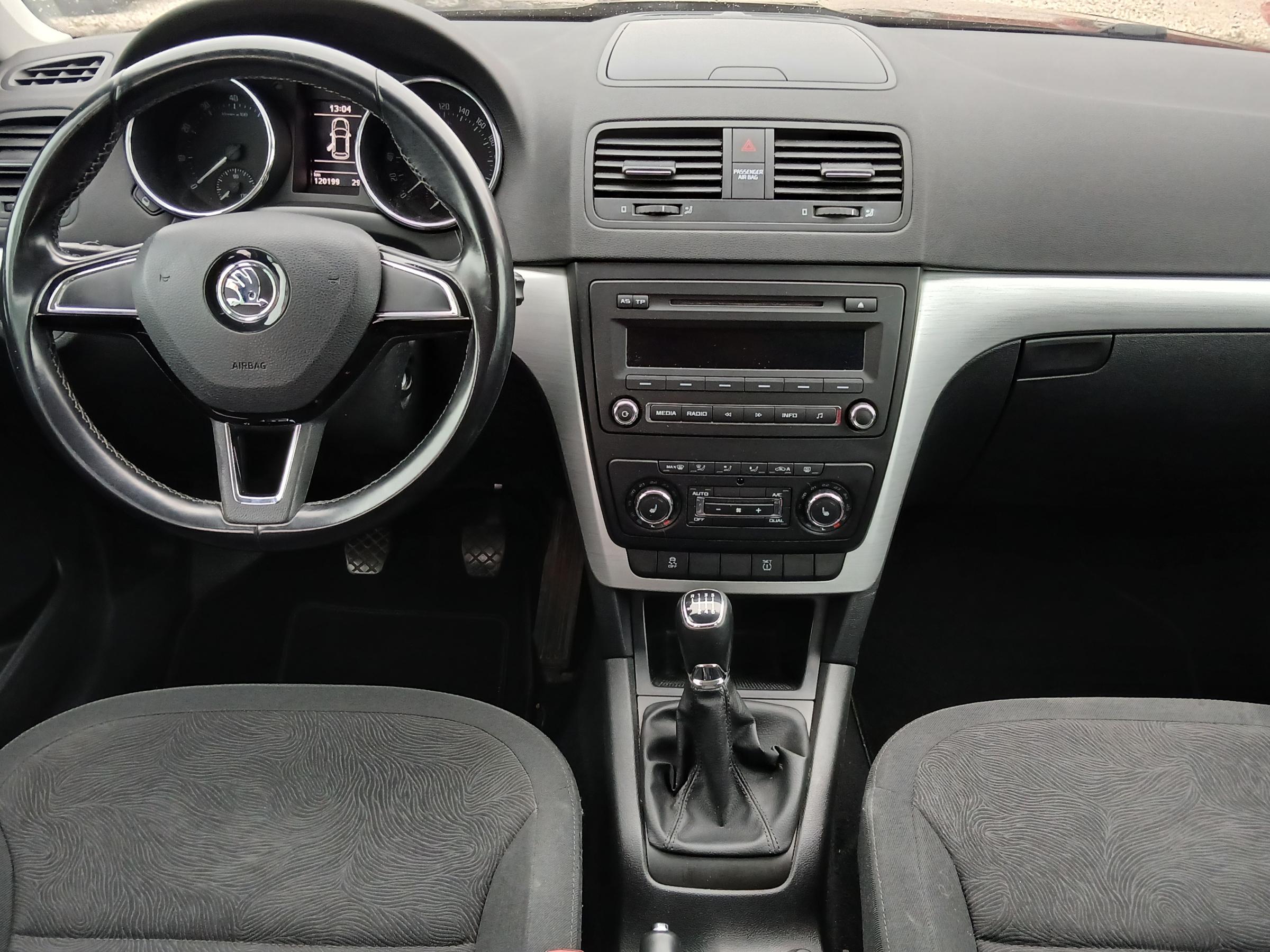 Škoda Yeti, 2015 - pohled č. 8