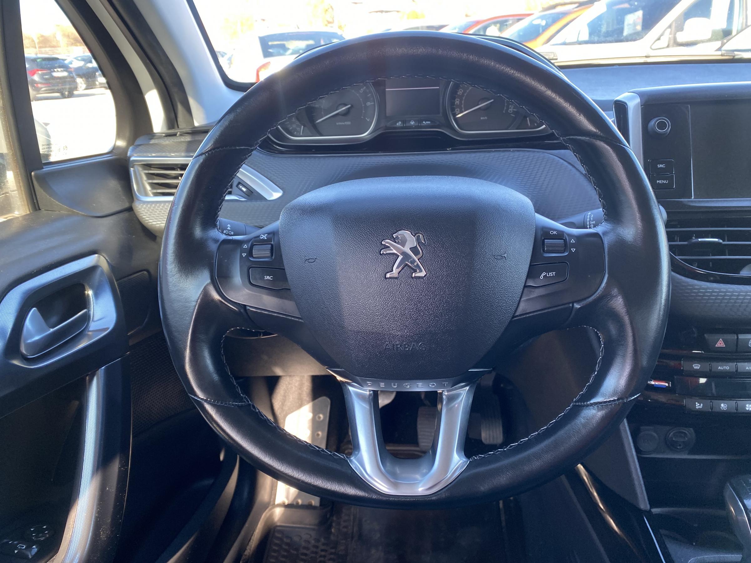 Peugeot 2008, 2017 - pohled č. 14