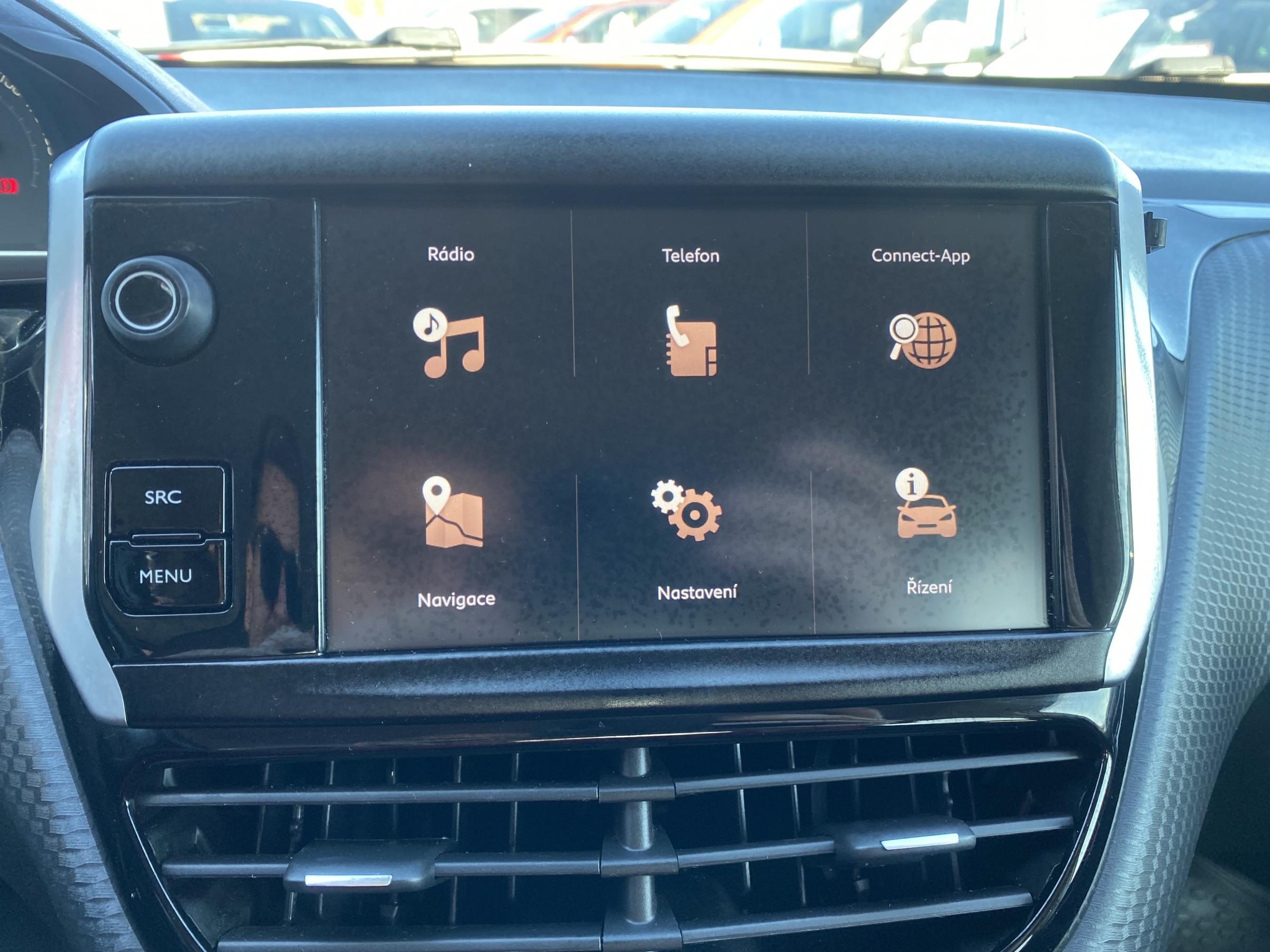 Peugeot 2008, 2017 - pohled č. 16