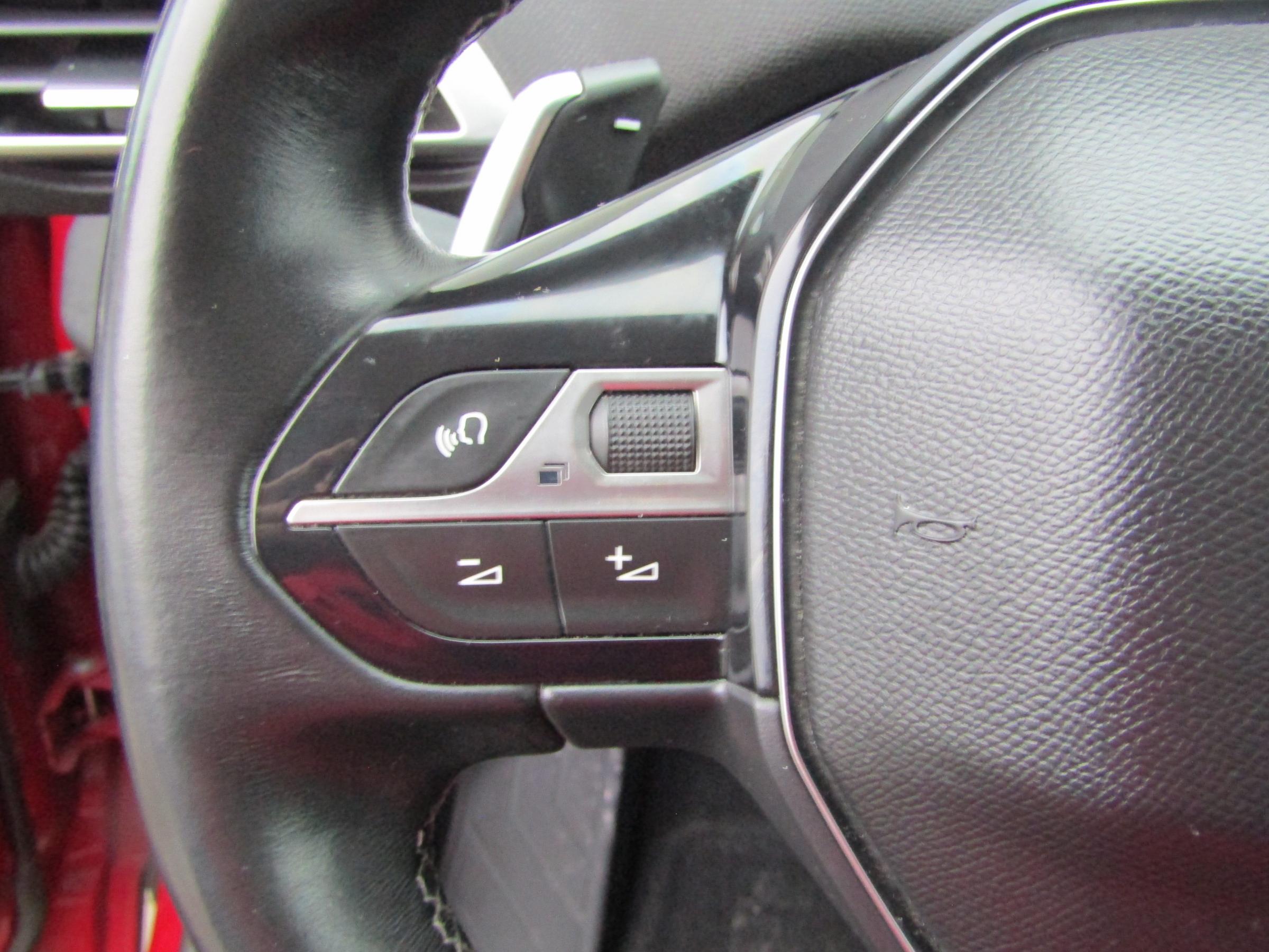 Peugeot 3008, 2018 - pohled č. 18