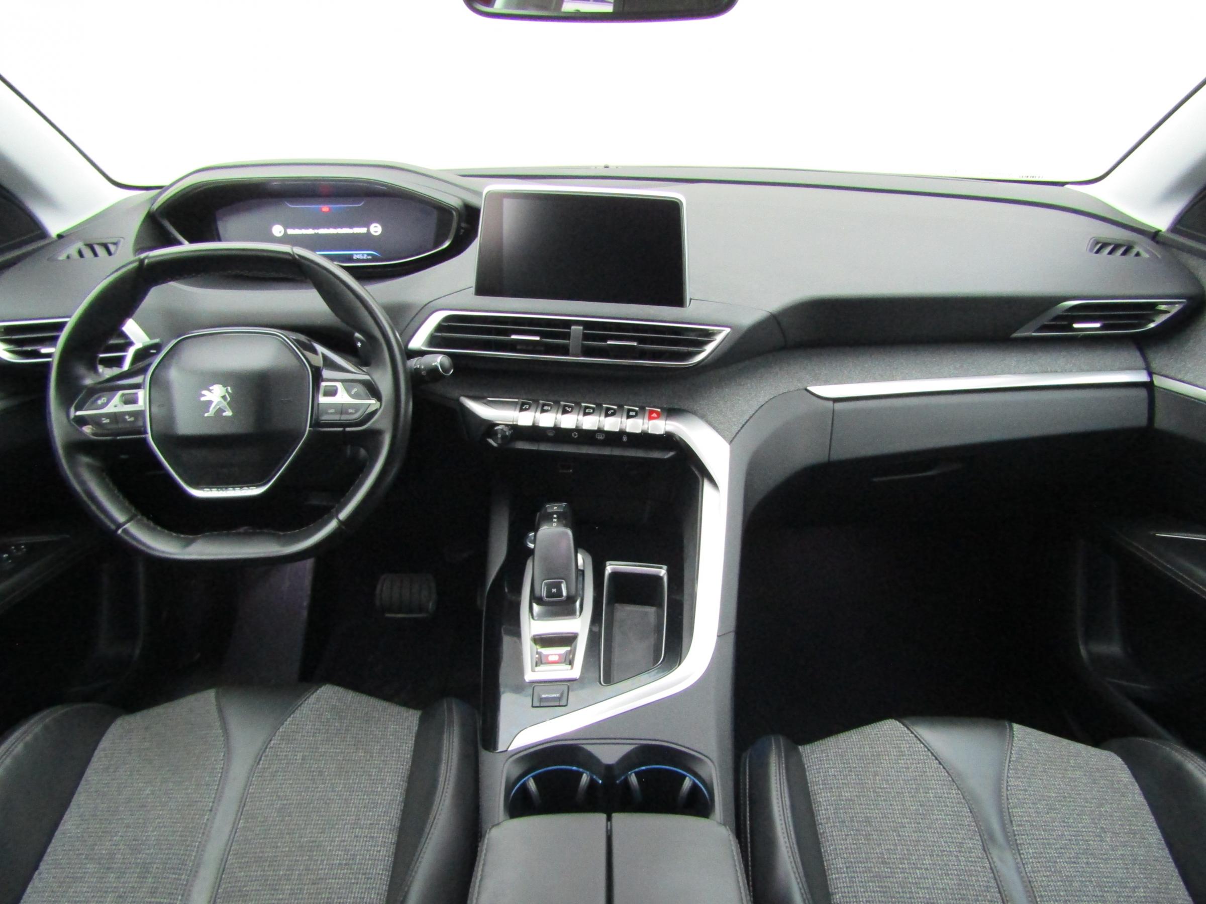 Peugeot 3008, 2018 - pohled č. 8