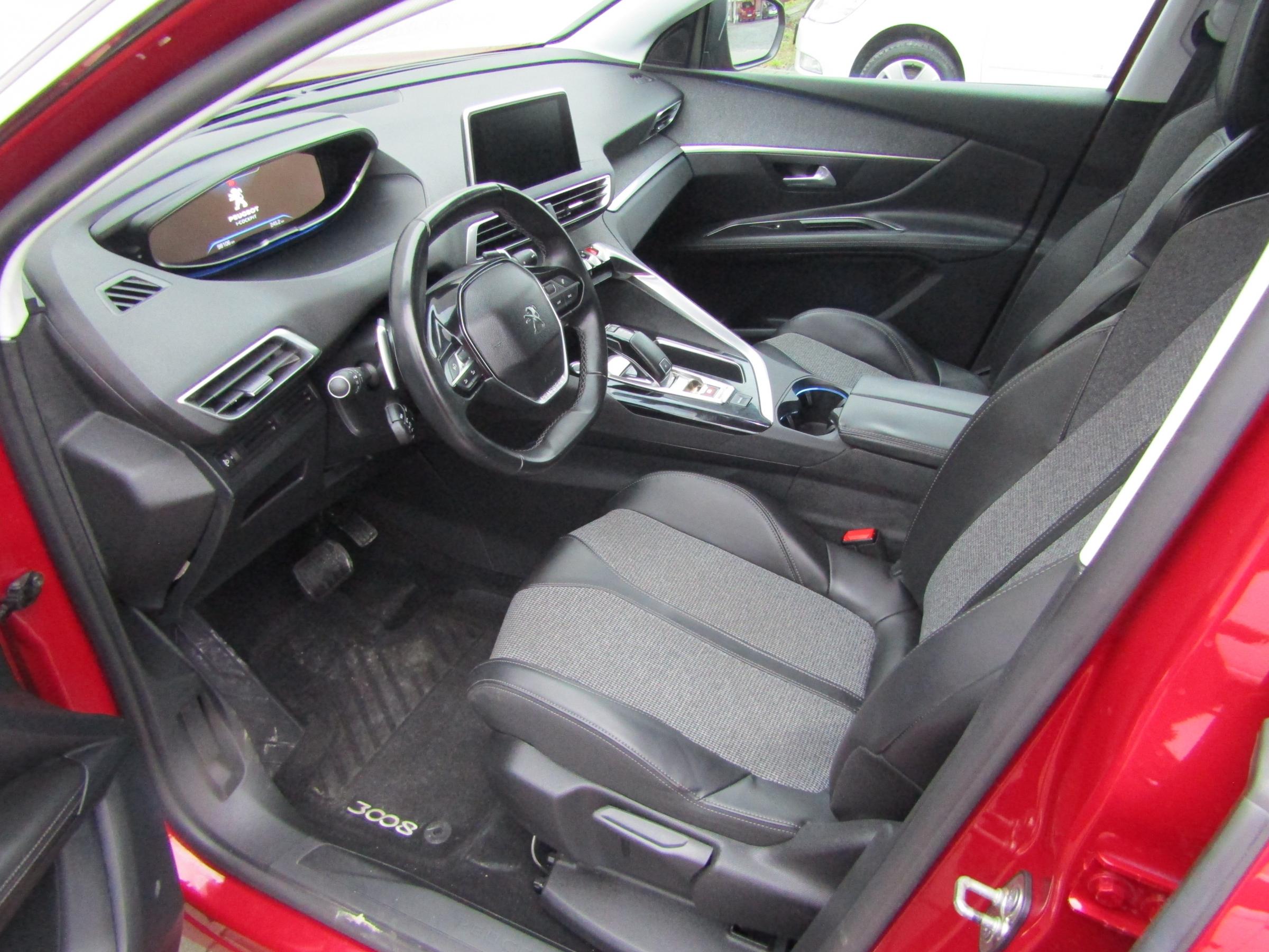 Peugeot 3008, 2018 - pohled č. 9