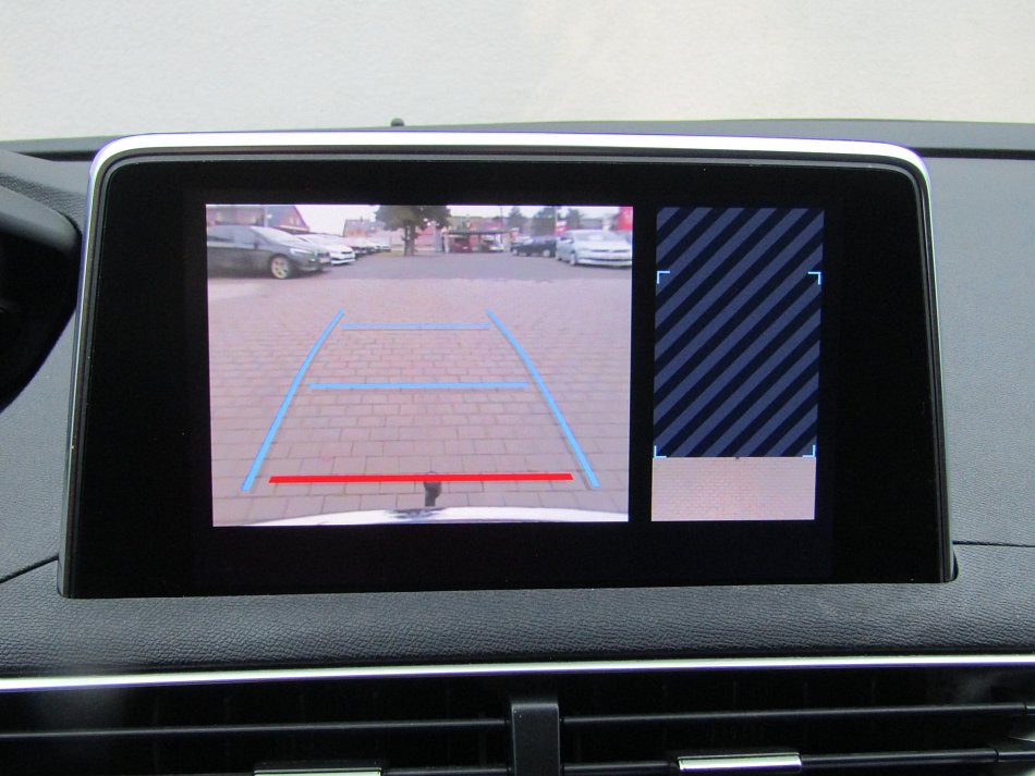 Peugeot 3008 1.2 PT Allure