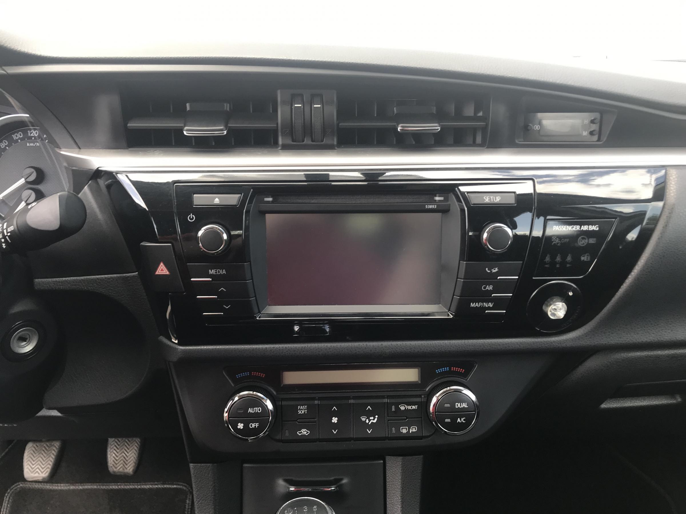 Toyota Corolla, 2015 - pohled č. 15