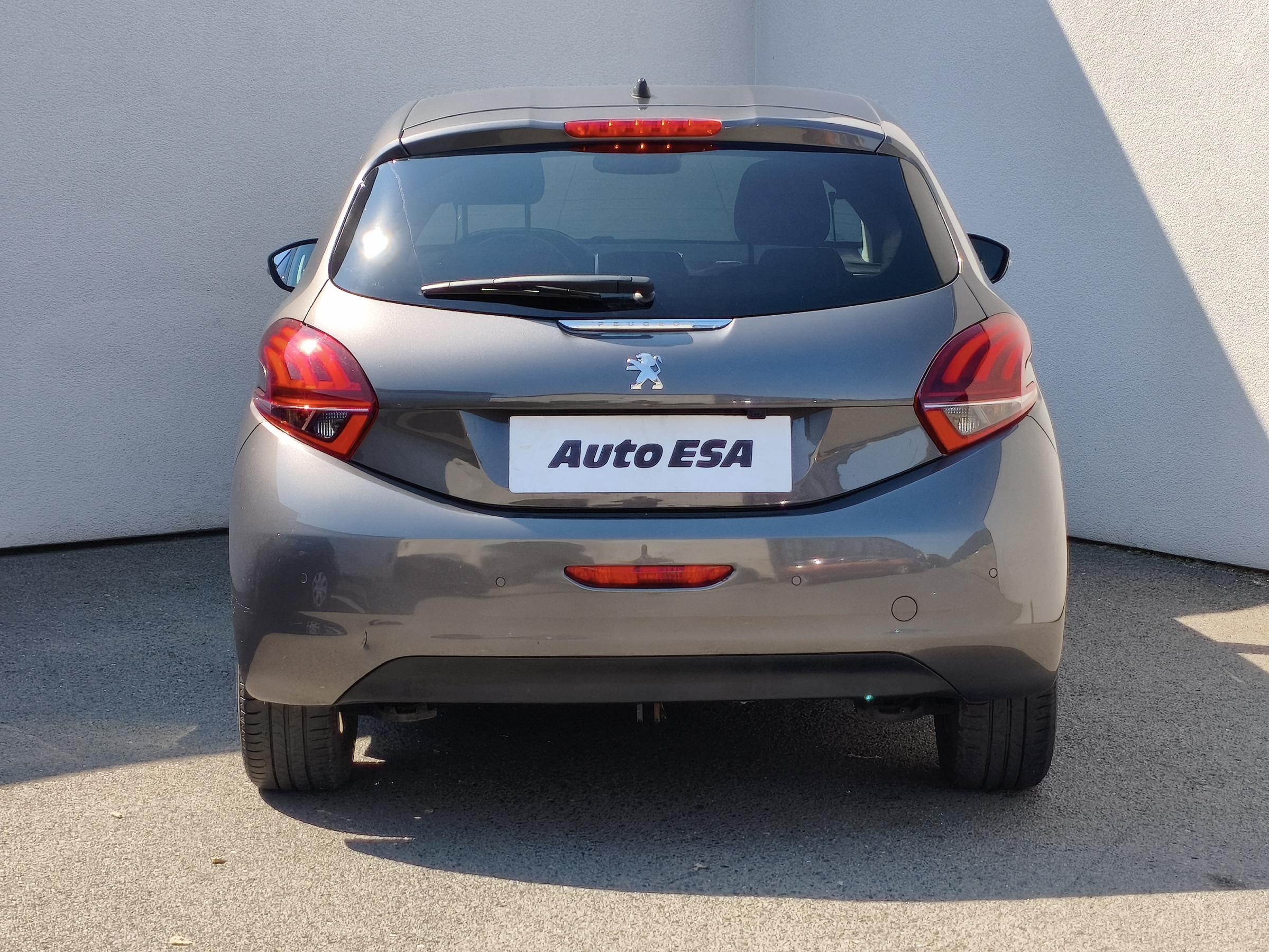 Peugeot 208, 2019 - pohled č. 5