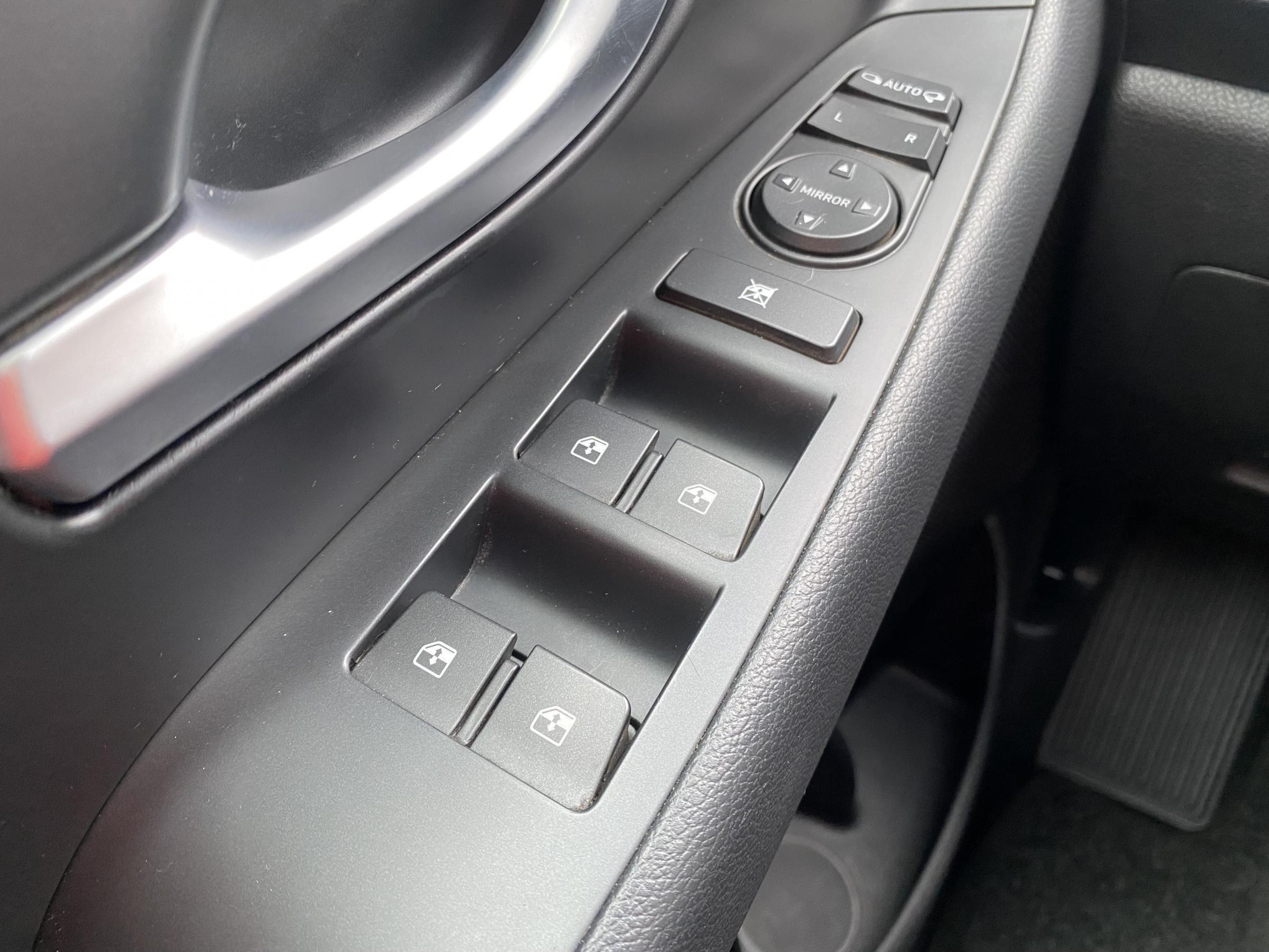 Hyundai i30, 2019 - pohled č. 11