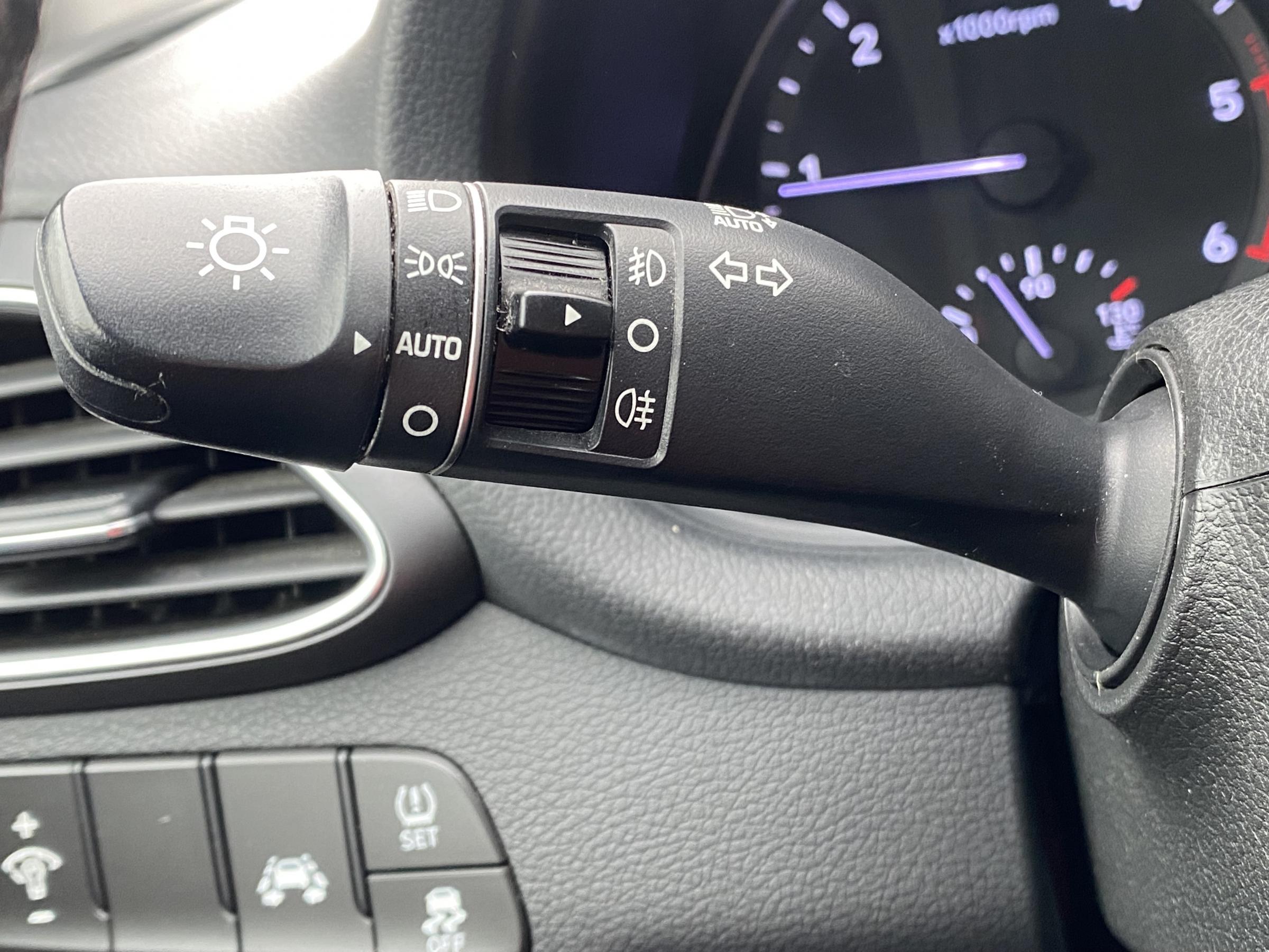 Hyundai i30, 2019 - pohled č. 13