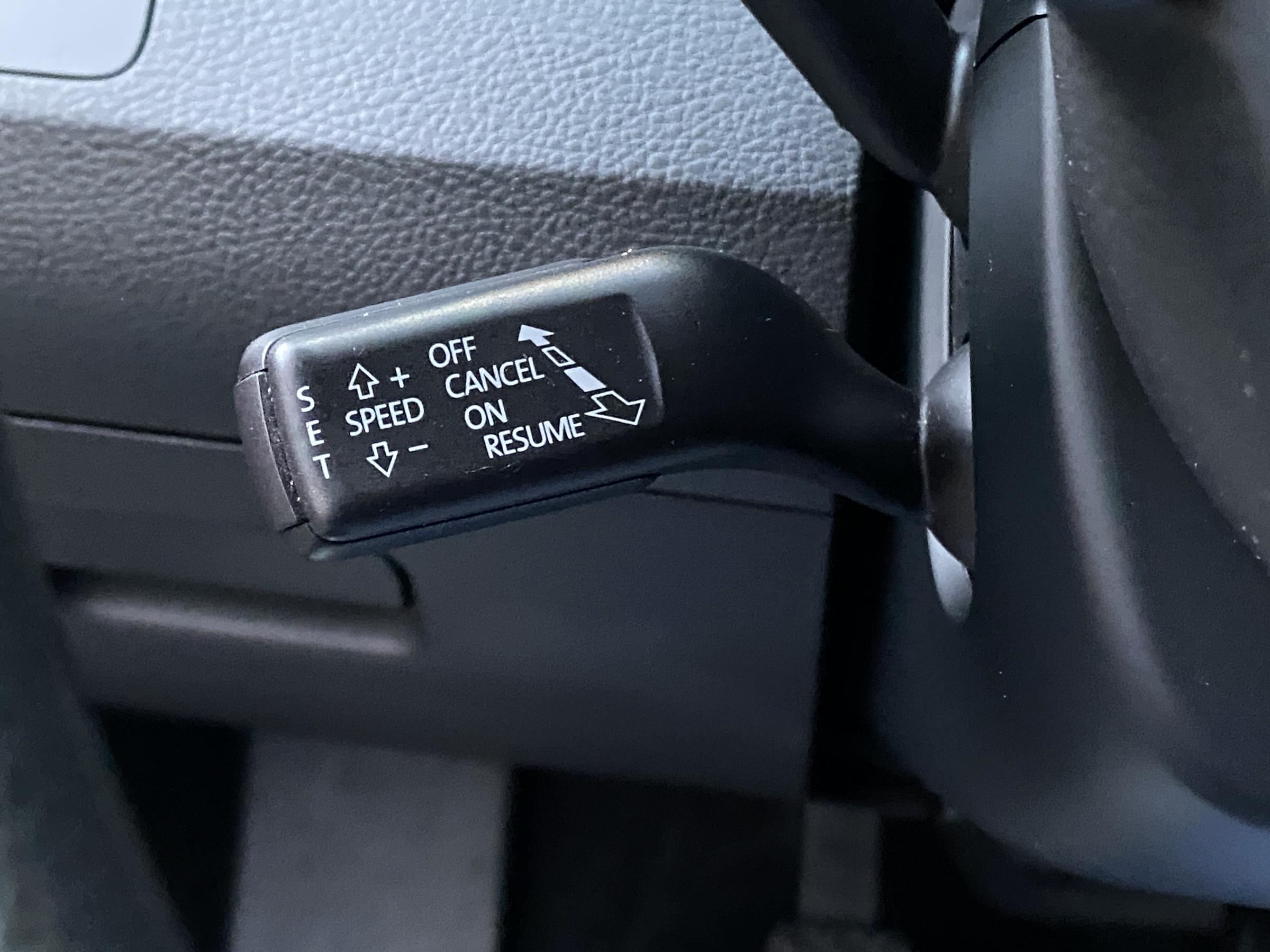 Volkswagen Passat, 2011 - pohled č. 13