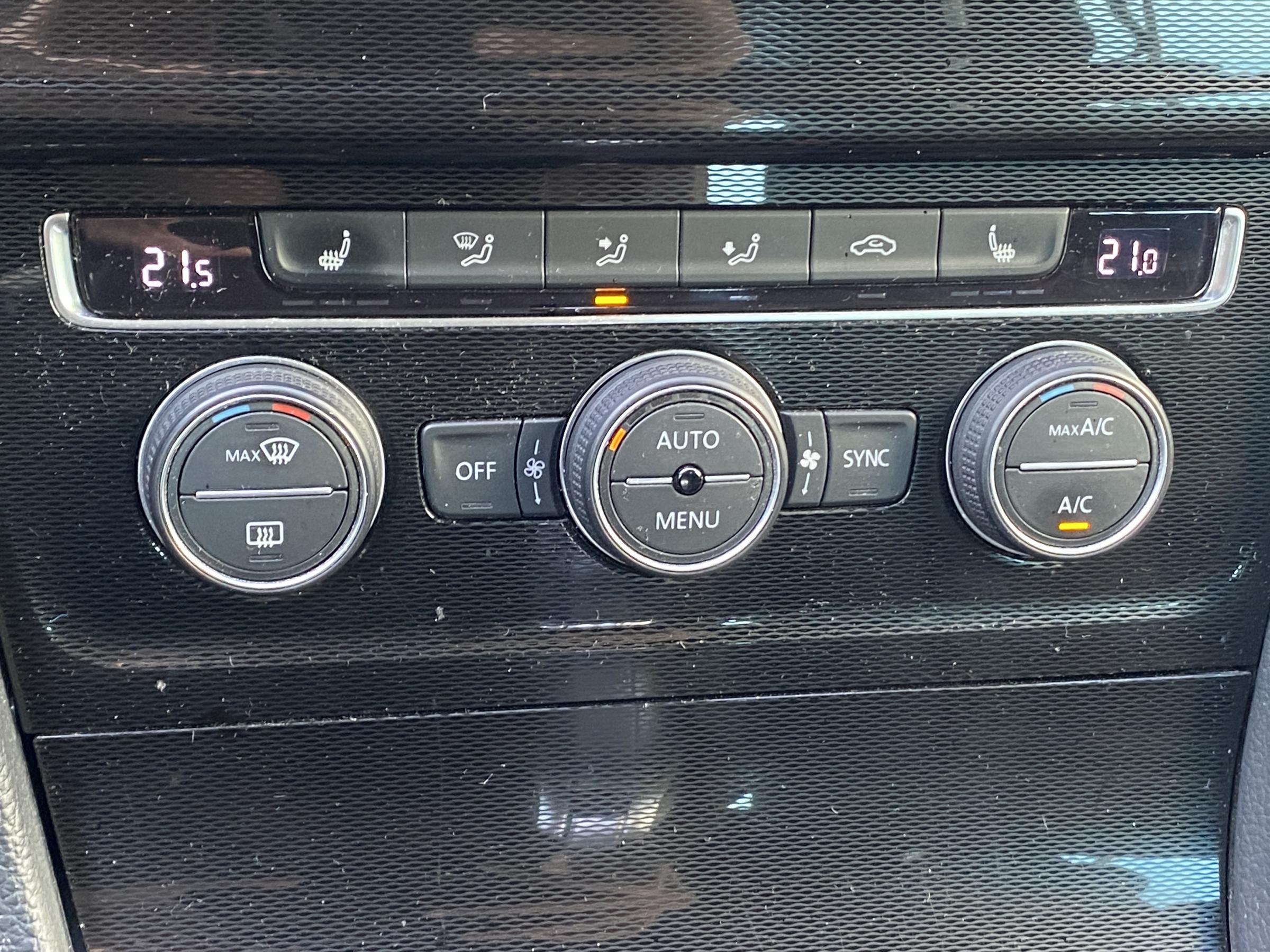 Volkswagen Golf, 2016 - pohled č. 15