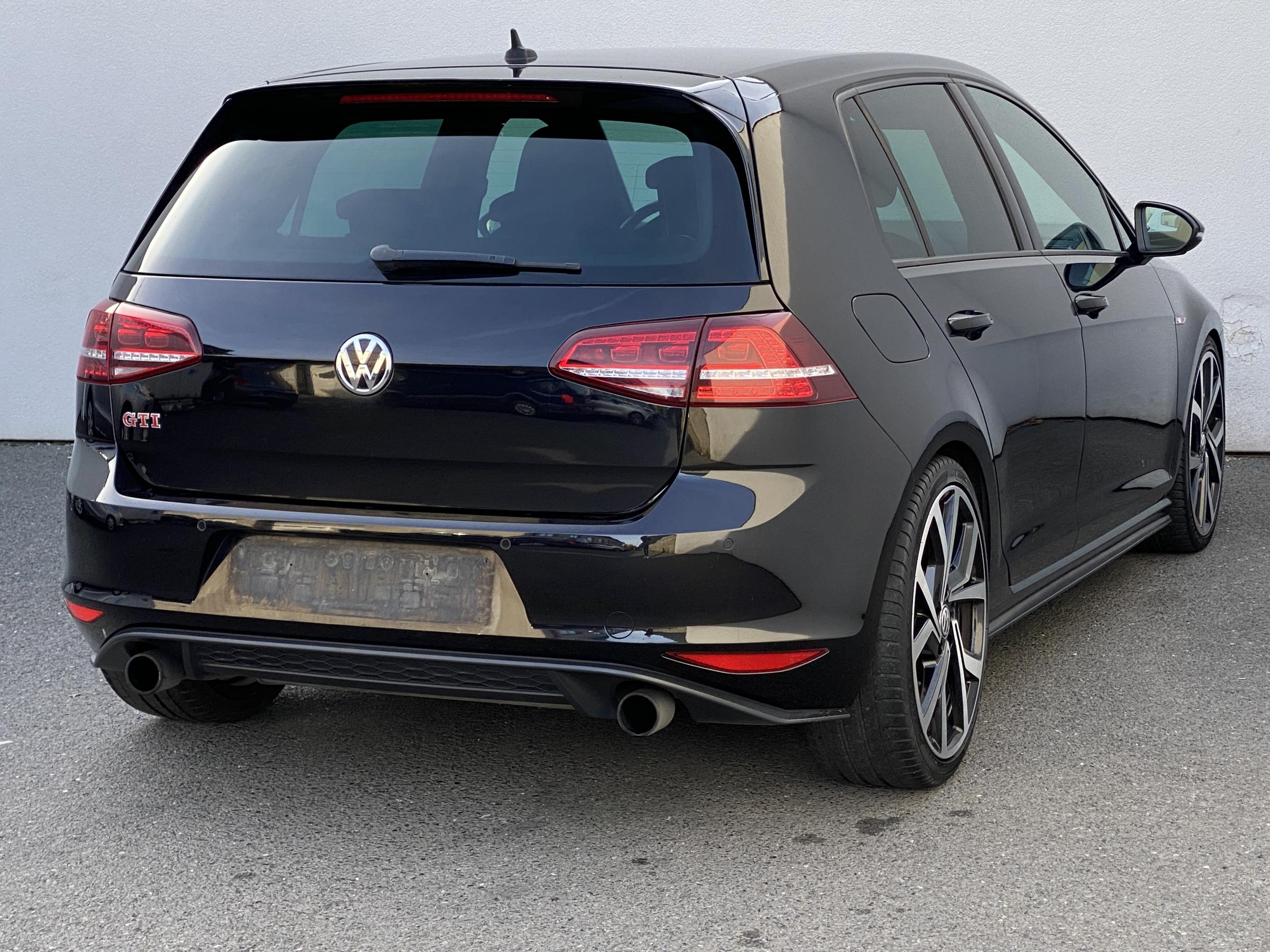 Volkswagen Golf, 2016 - pohled č. 4