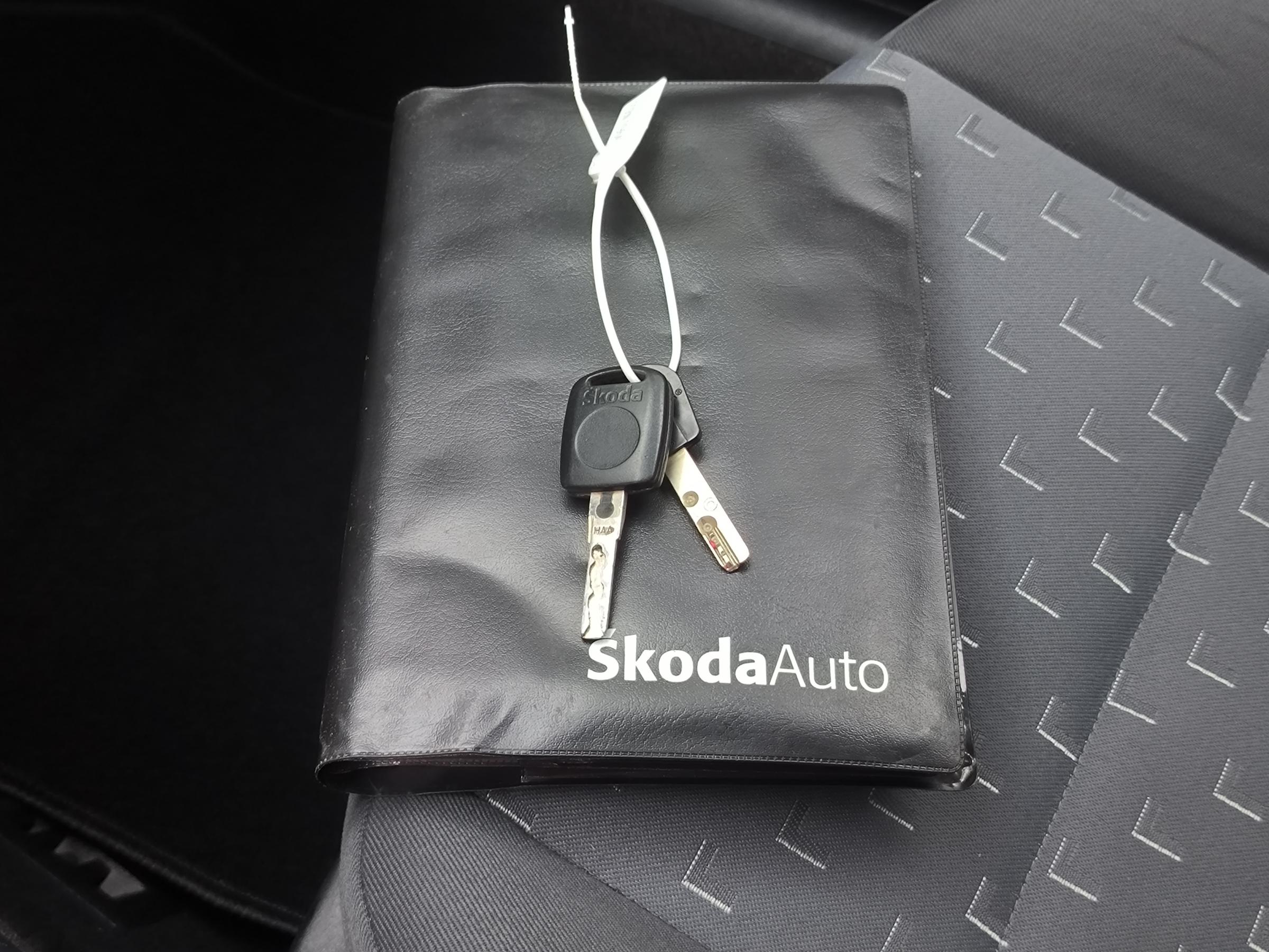 Škoda Octavia, 2009 - pohled č. 14