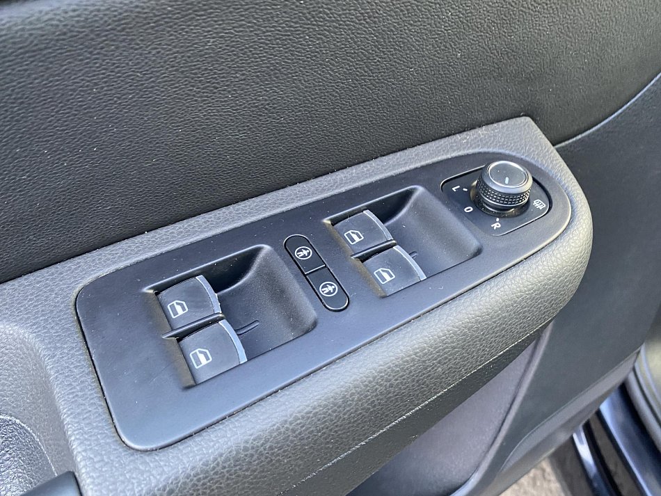 Volkswagen Sharan 2.0 TDi Highline