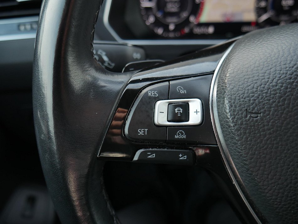 Volkswagen Tiguan 2.0  TDI 