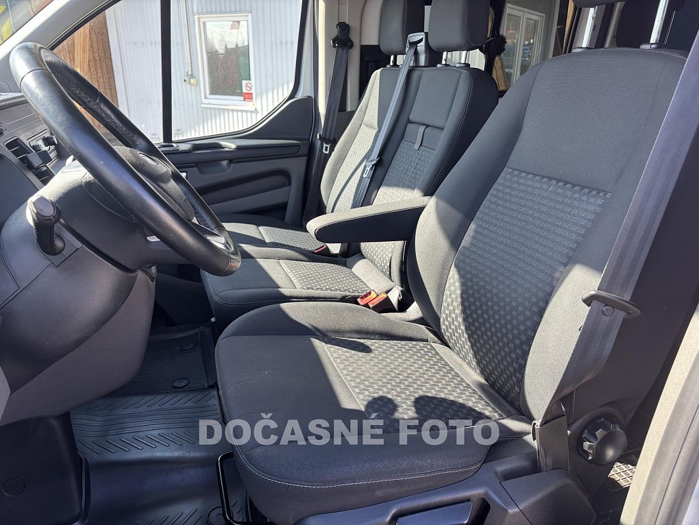 Ford Transit Custom 2.0TDCi Trend L2 6míst