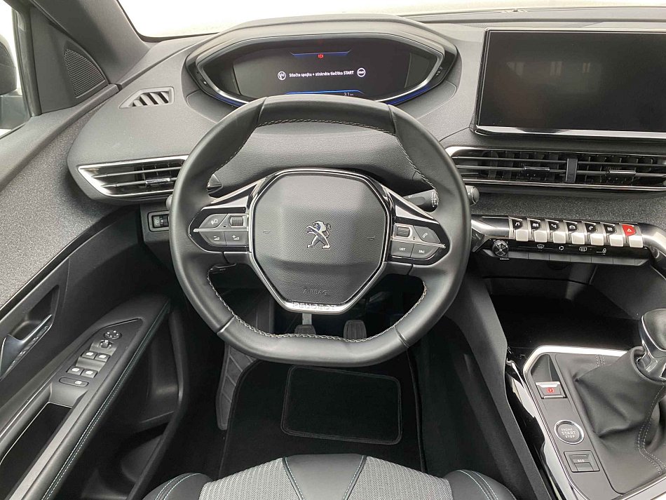 Peugeot 3008 1.2 PT Allure
