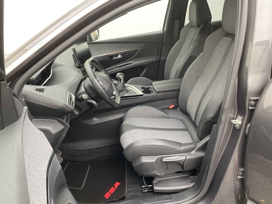 Peugeot 3008 1.2 PT Allure