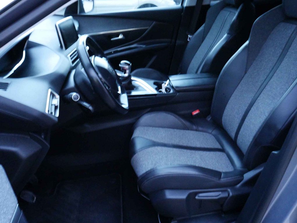 Peugeot 3008 1.5 HDi Allure
