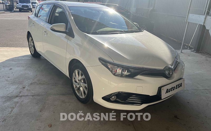 Toyota Auris 1.6i  Valvematic