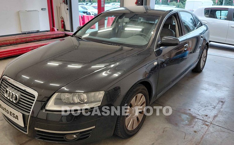Audi A6 2.4i 