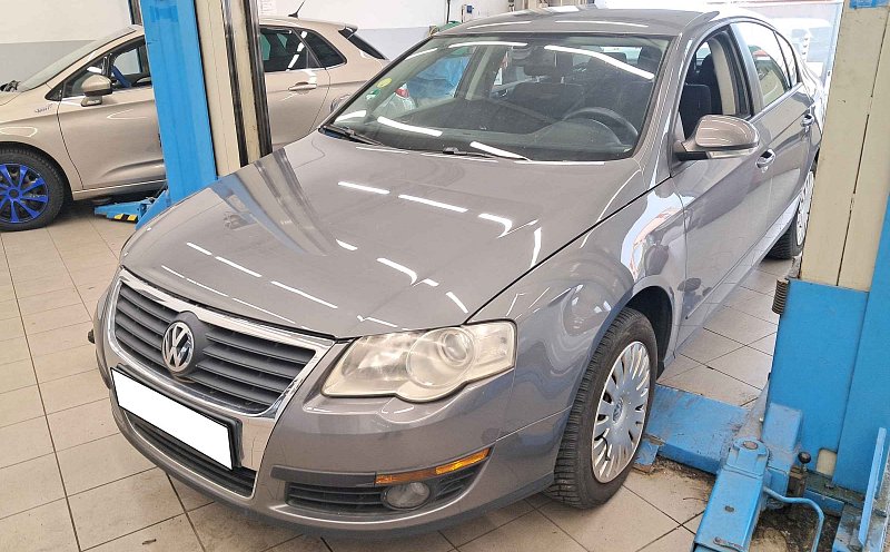 Volkswagen Passat 1.6 I 