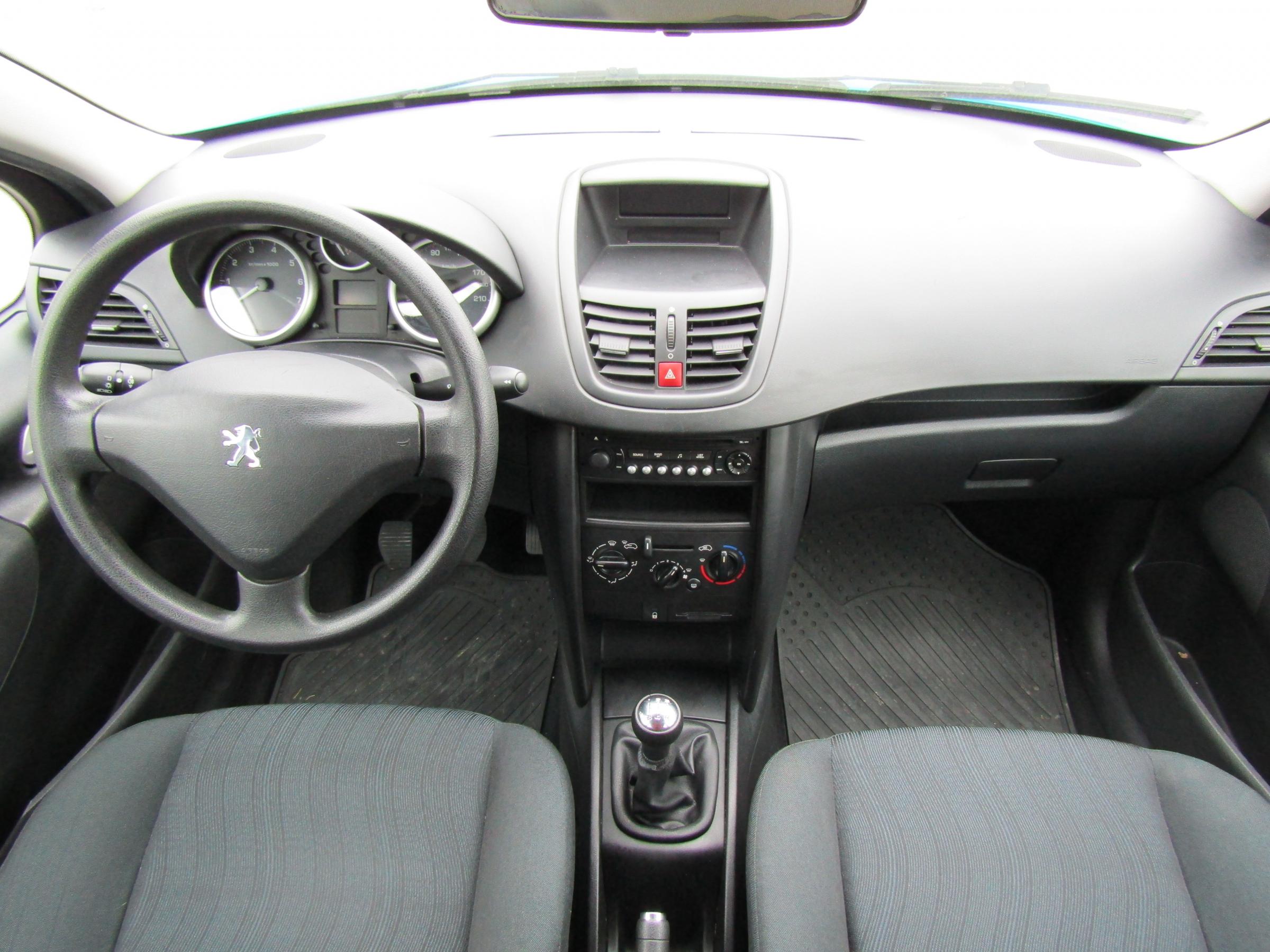 Peugeot 207, 2007 - pohled č. 8