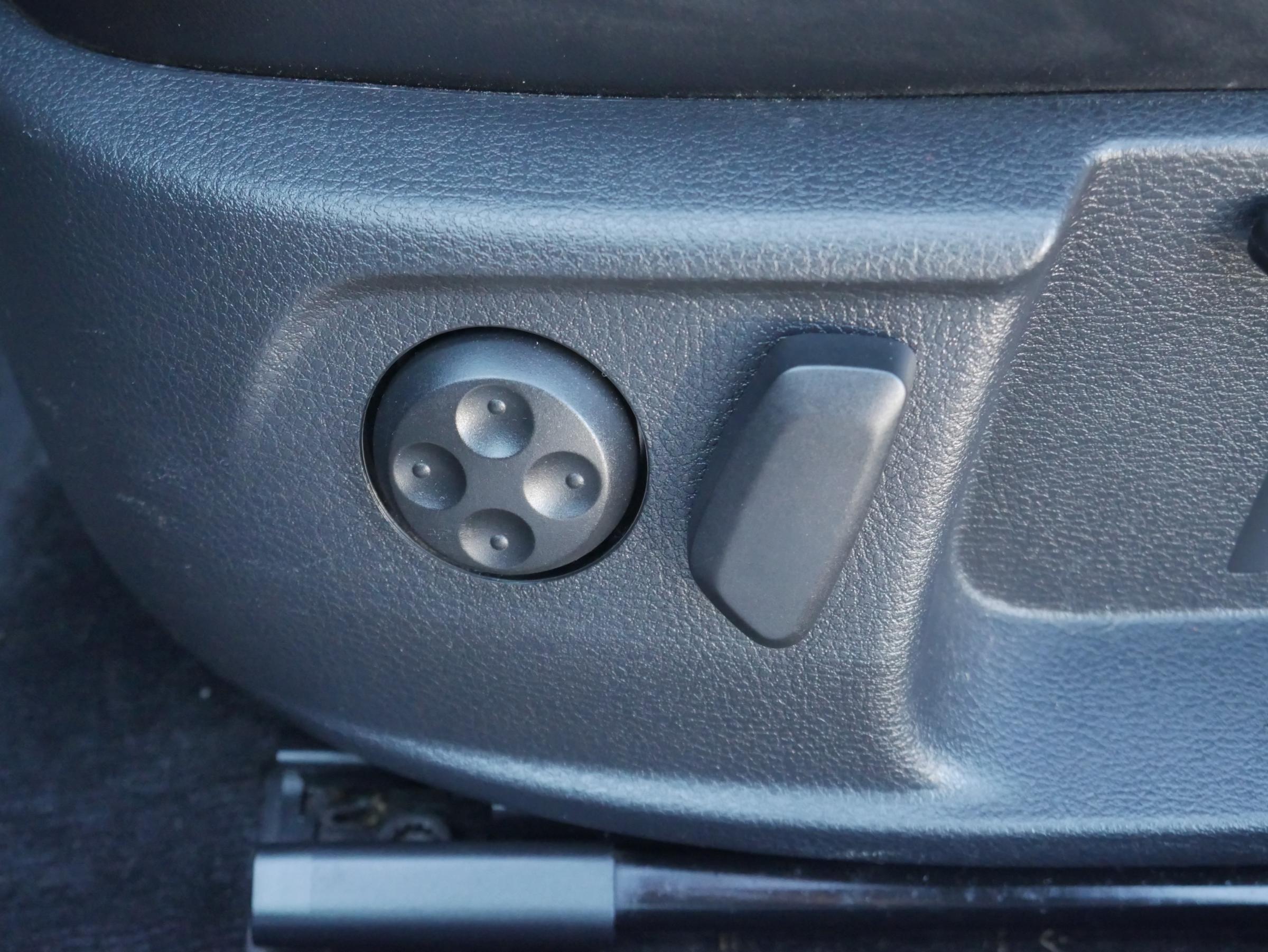 Volkswagen Passat, 2013 - pohled č. 22