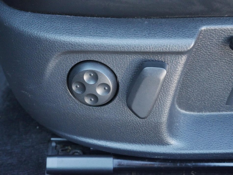 Volkswagen Passat 2.0 TDi 