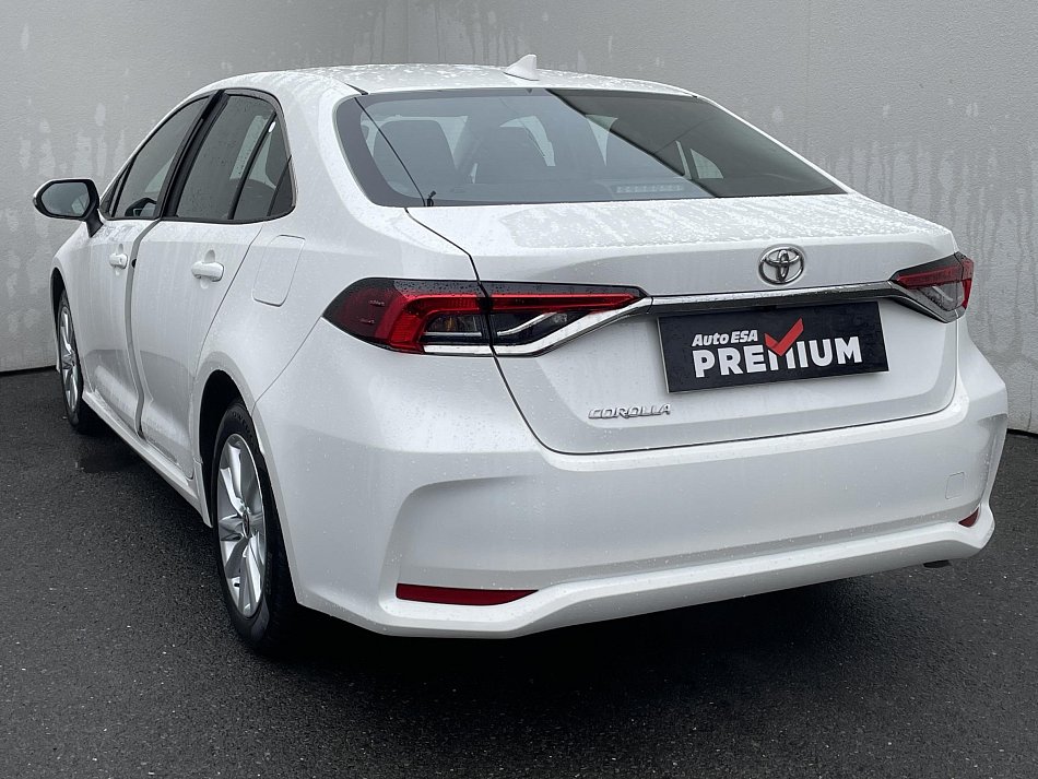 Toyota Corolla 1.5 VVT-i 