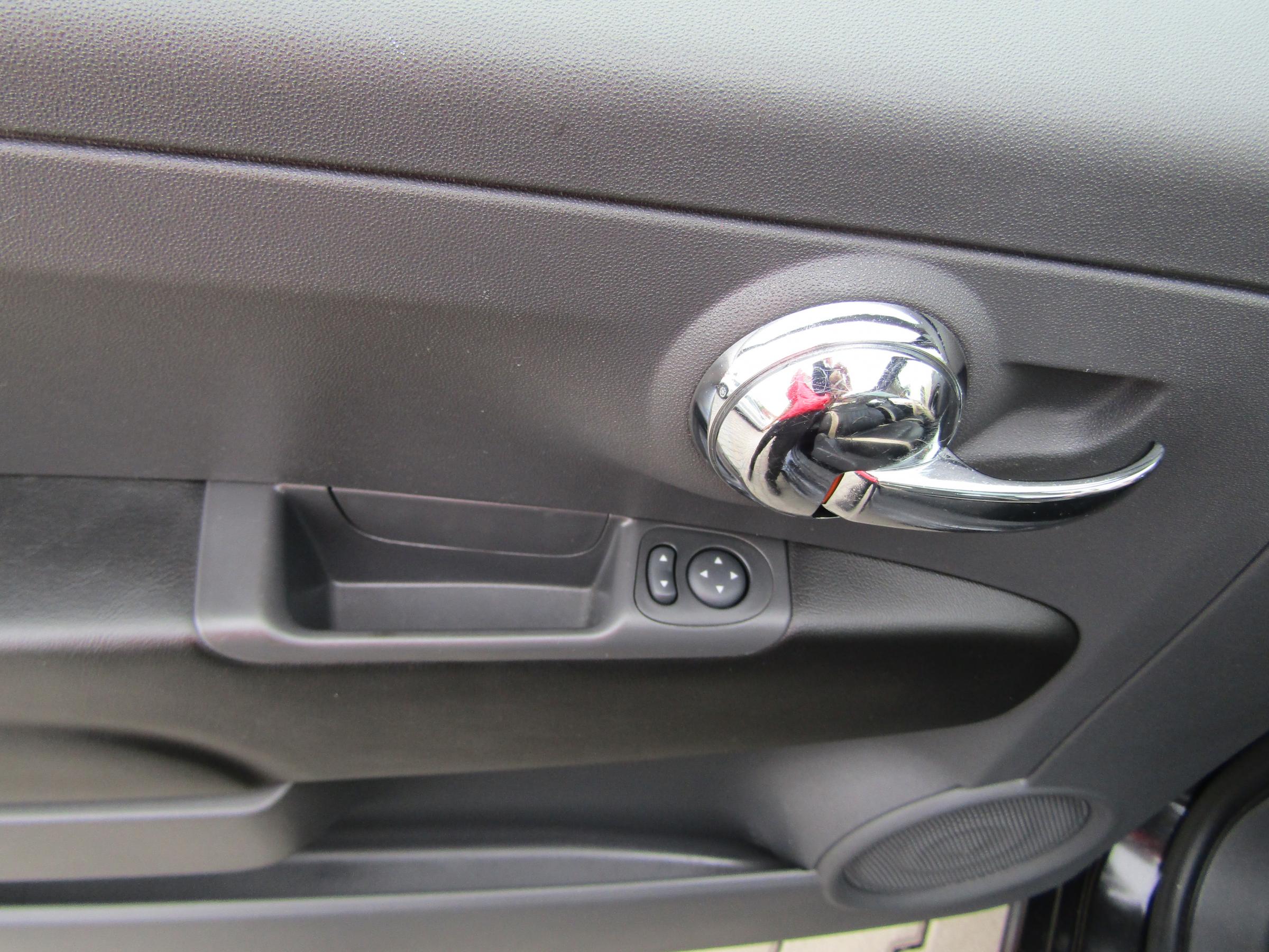 Fiat 500, 2015 - pohled č. 12