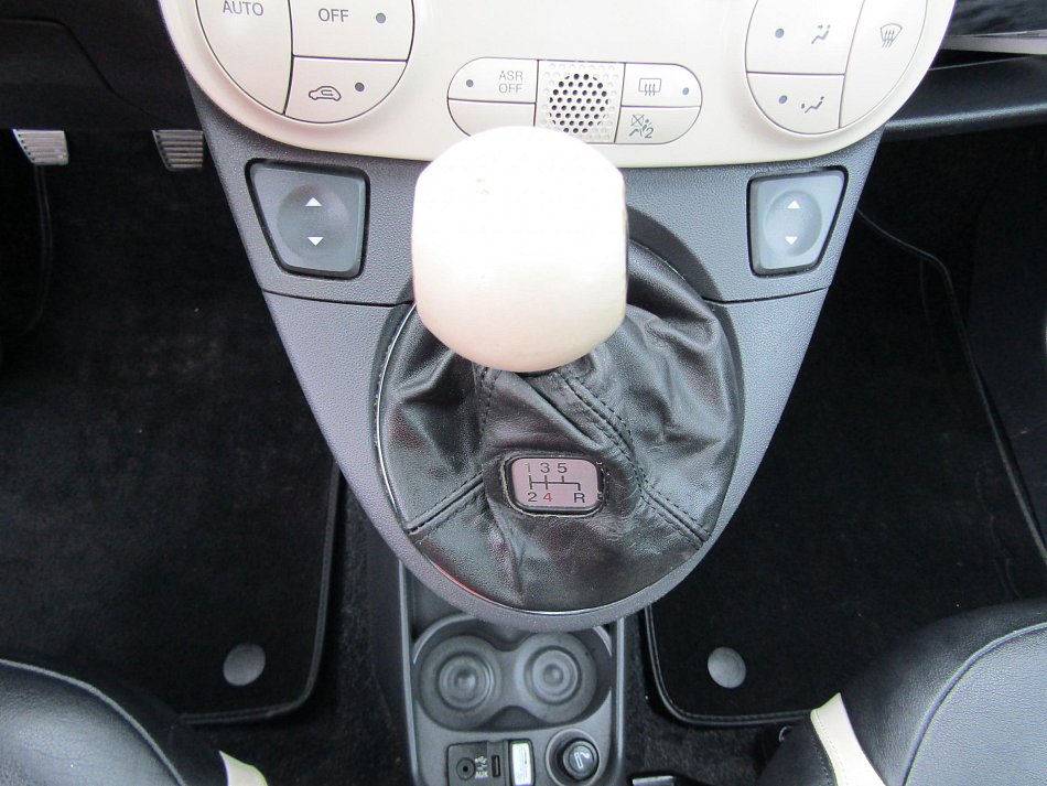 Fiat 500 1.2i Lounge