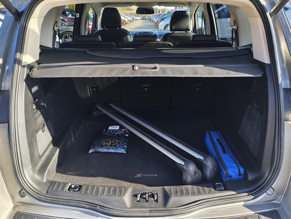 Ford S-MAX 2.0TDCi Titanium