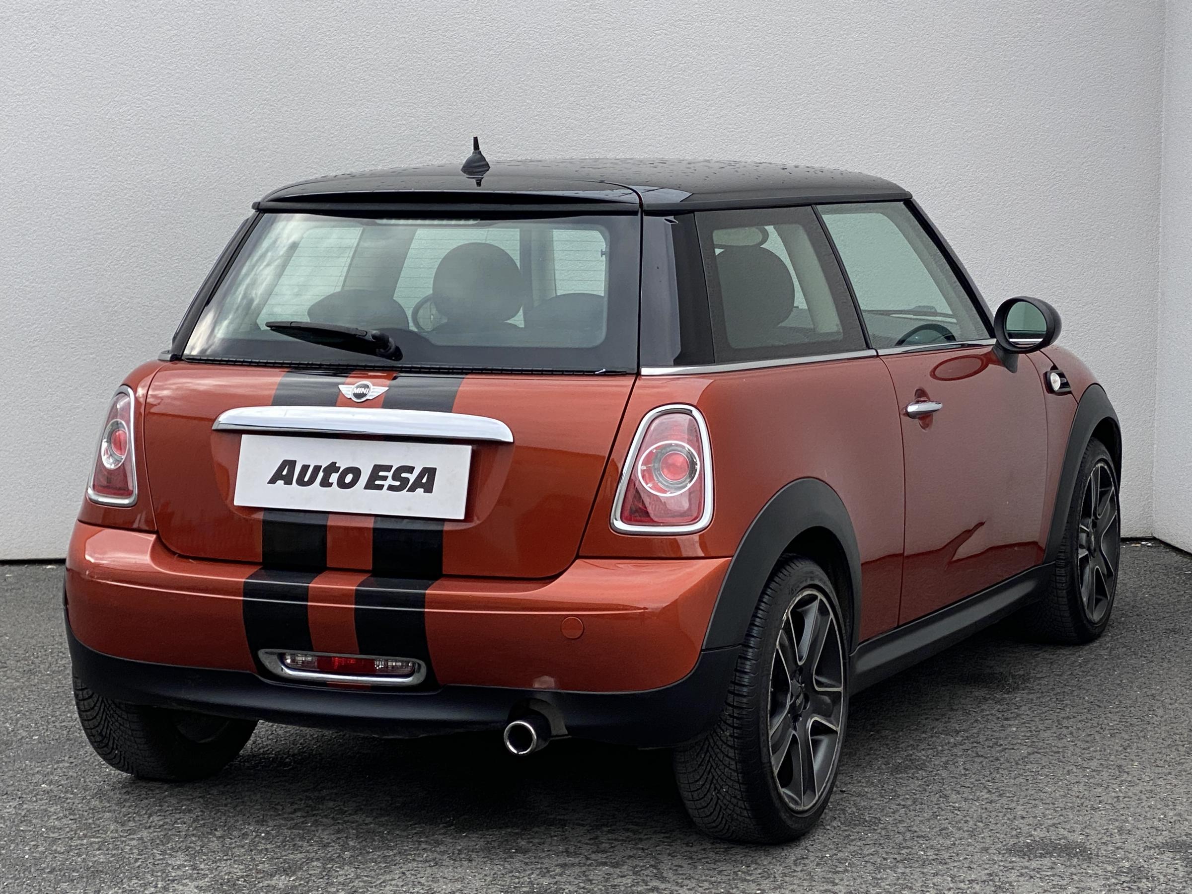 Mini Cooper, 2011 - pohled č. 4