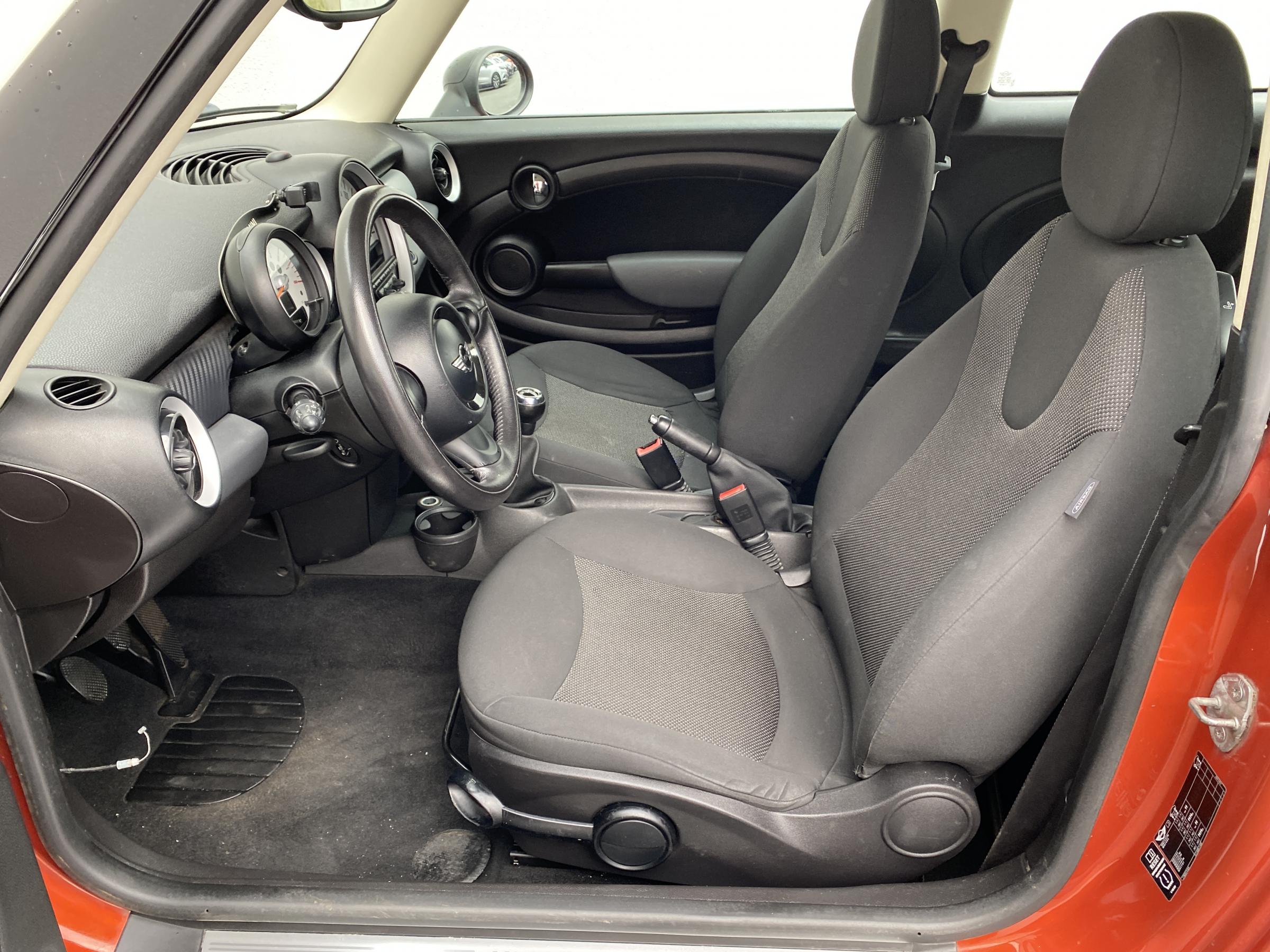 Mini Cooper, 2011 - pohled č. 9