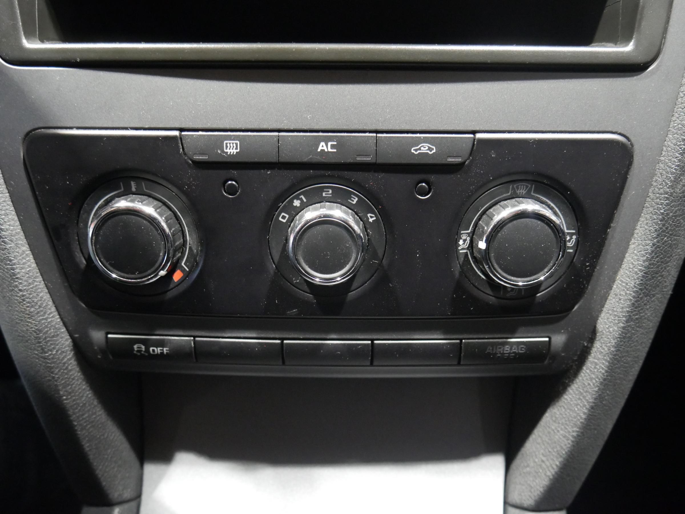 Škoda Octavia, 2011 - pohled č. 13