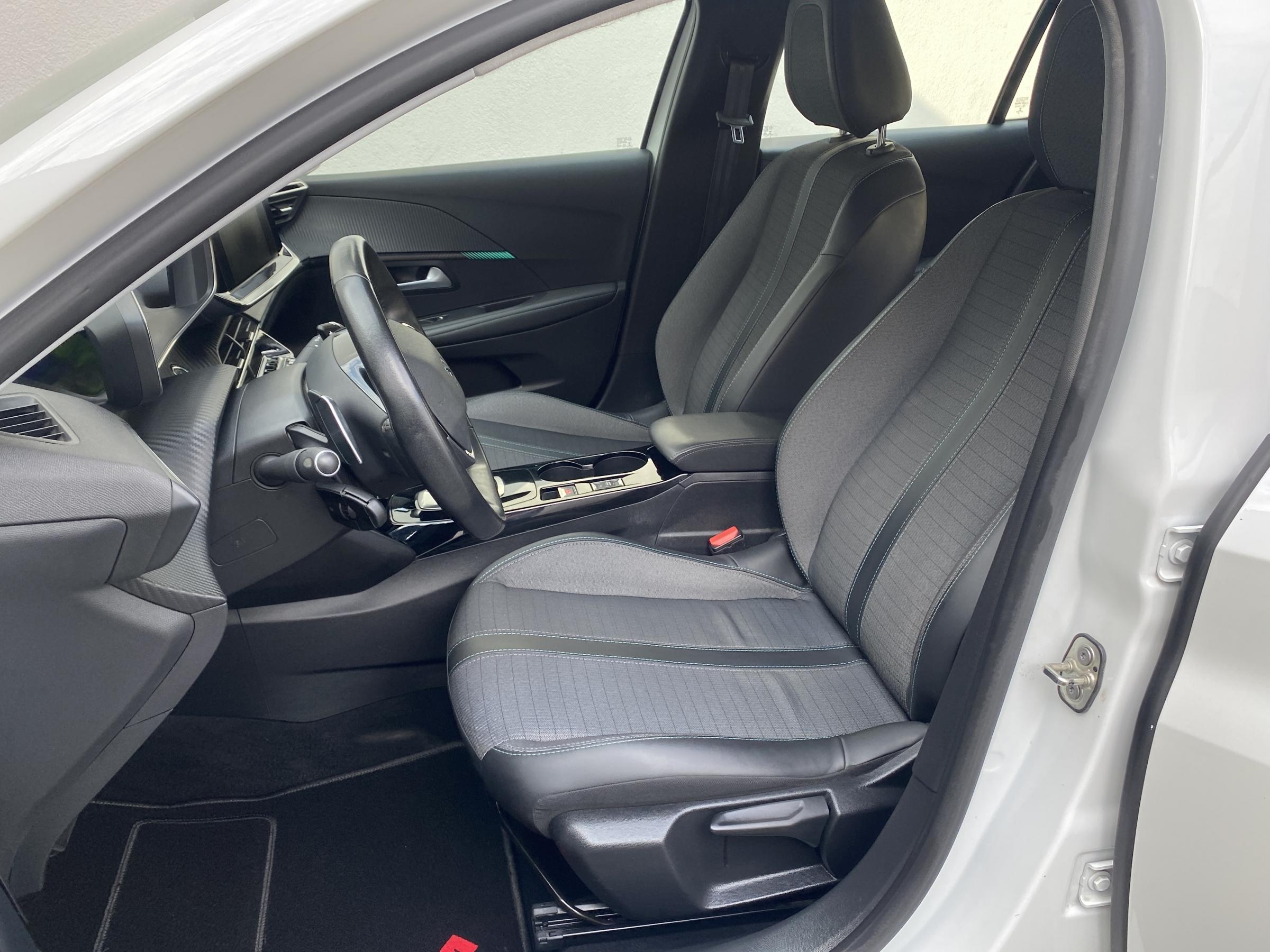 Peugeot 208, 2020 - pohled č. 9