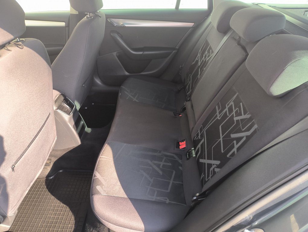 Škoda Octavia III 2.0TDi 