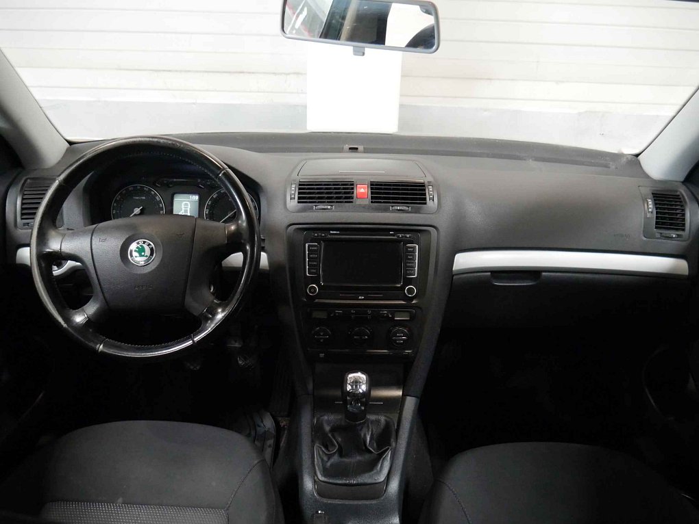Škoda Octavia II 1.6MPi 