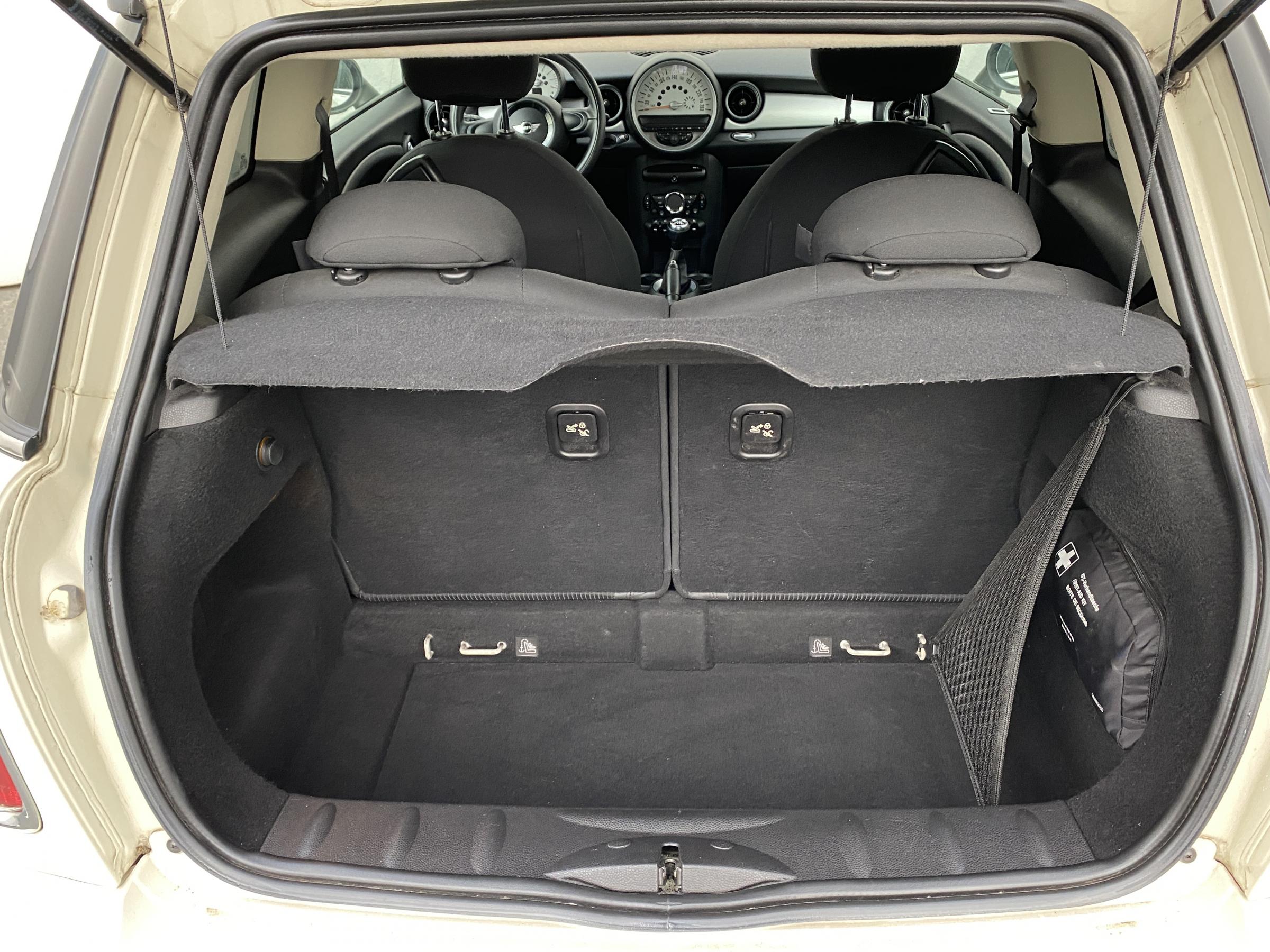 Mini One, 2013 - pohled č. 7