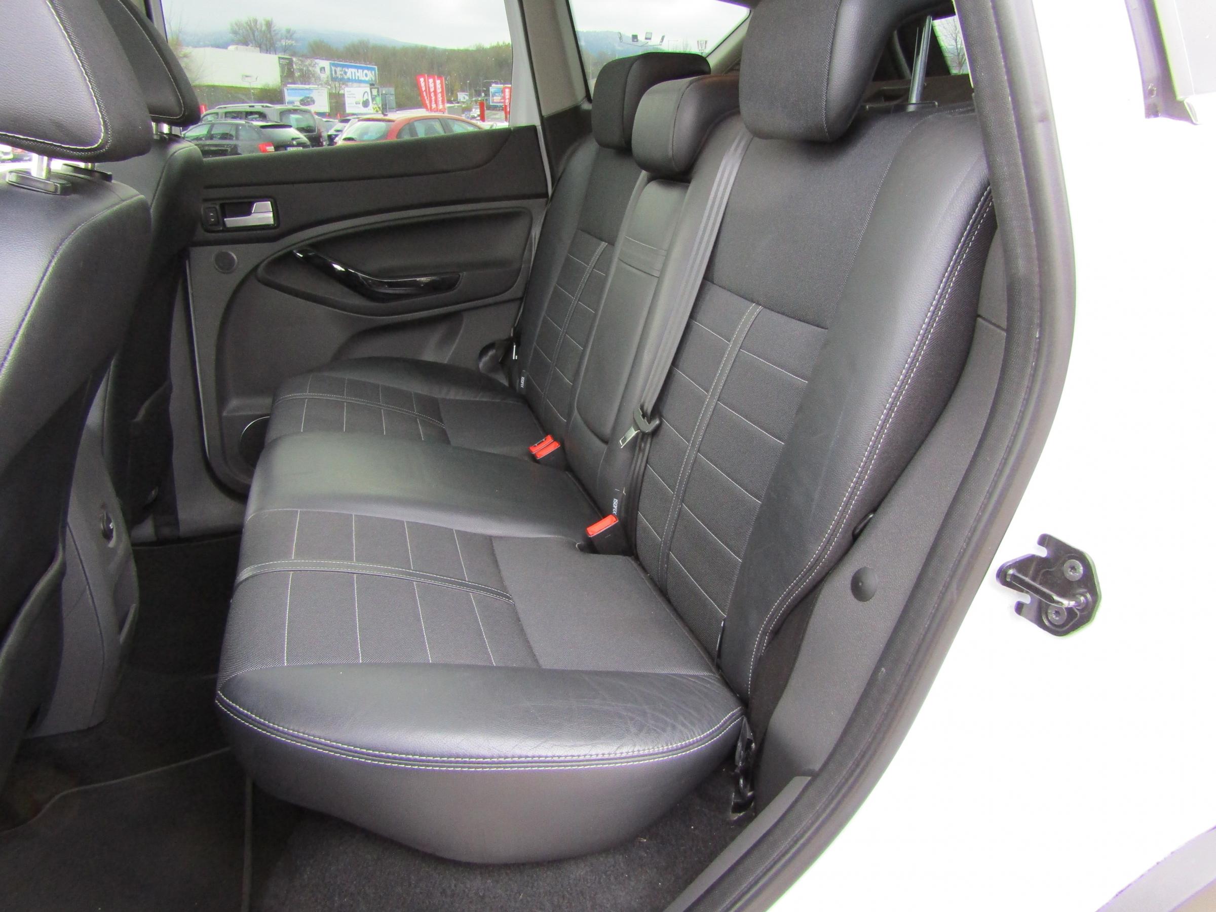 Ford Kuga, 2012 - pohled č. 10