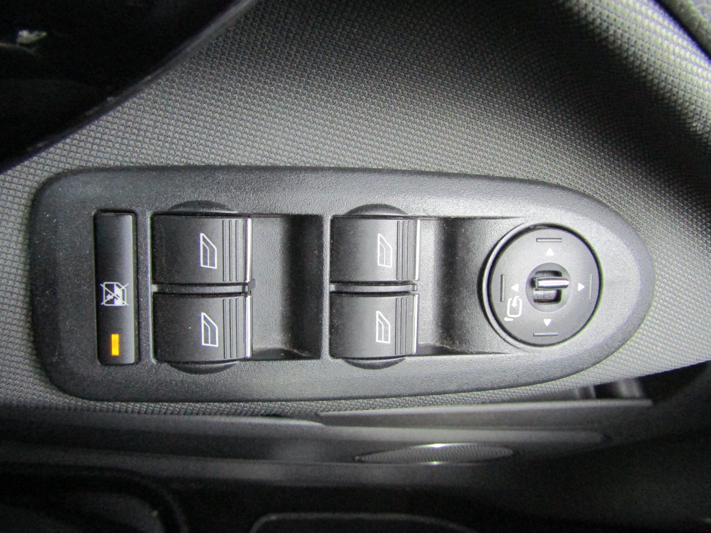 Ford Kuga, 2012 - pohled č. 12