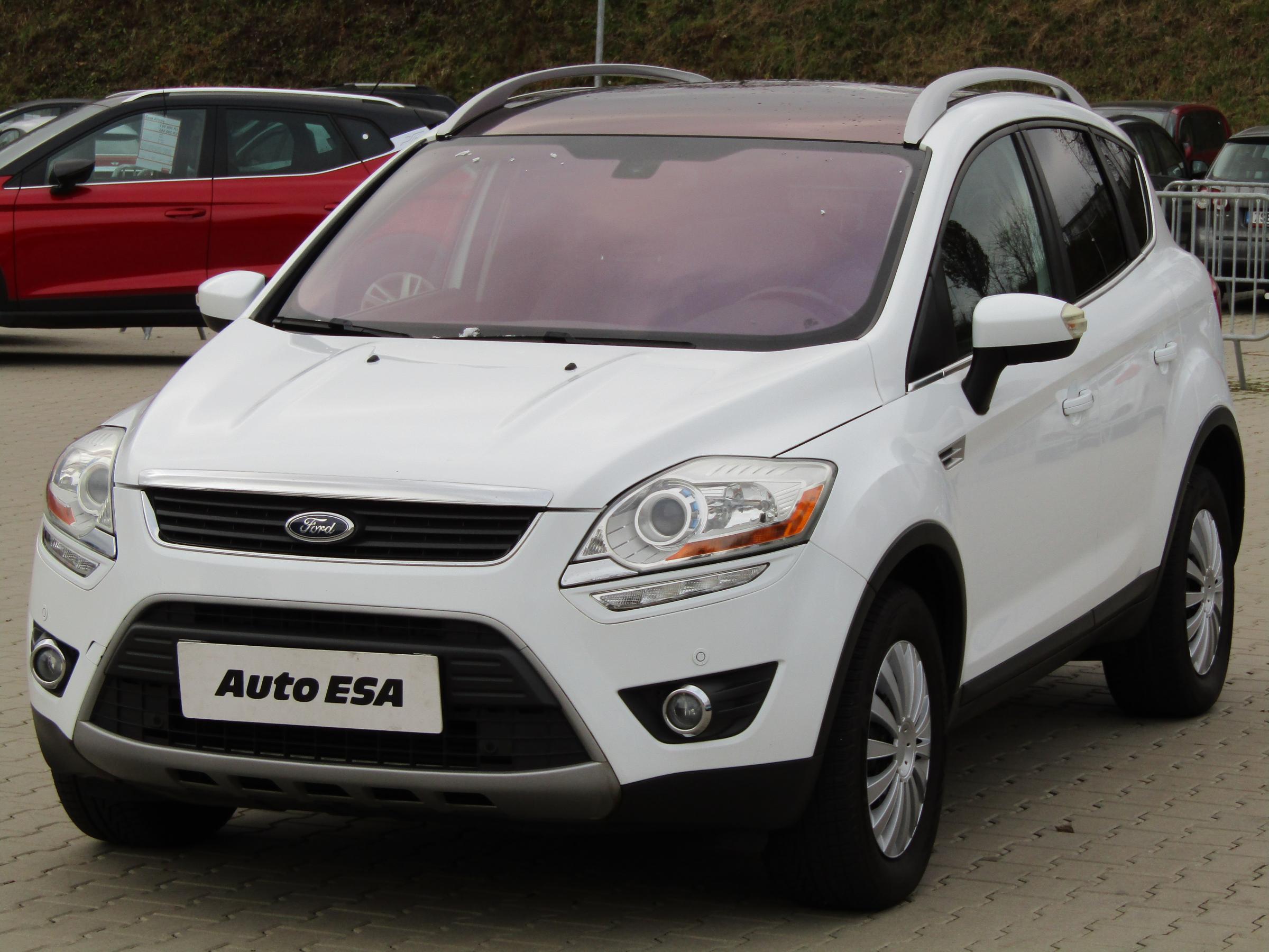 Ford Kuga, 2012 - pohled č. 3