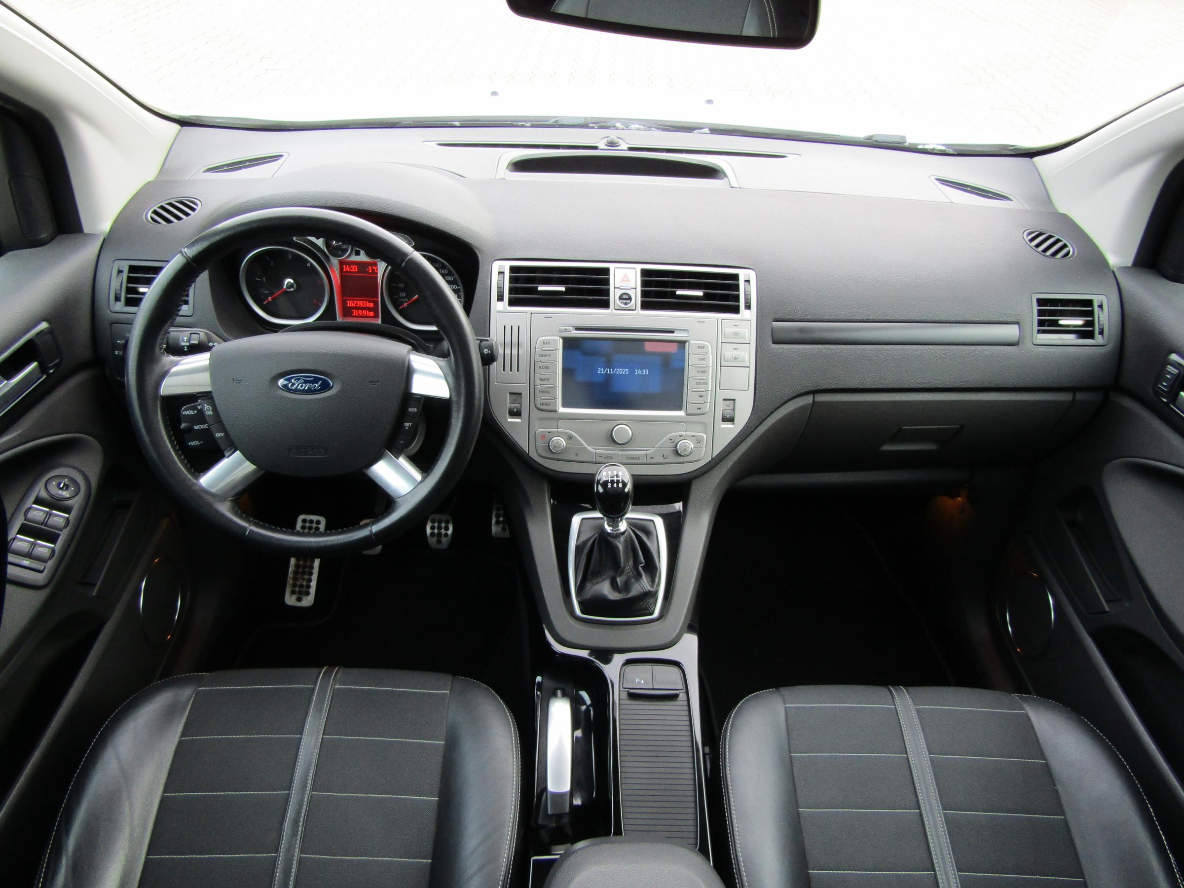 Ford Kuga, 2012 - pohled č. 8