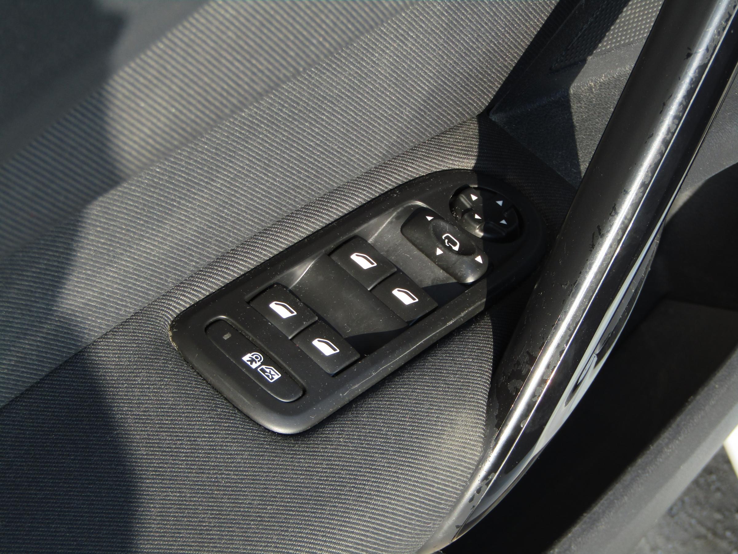 Peugeot 508, 2012 - pohled č. 11