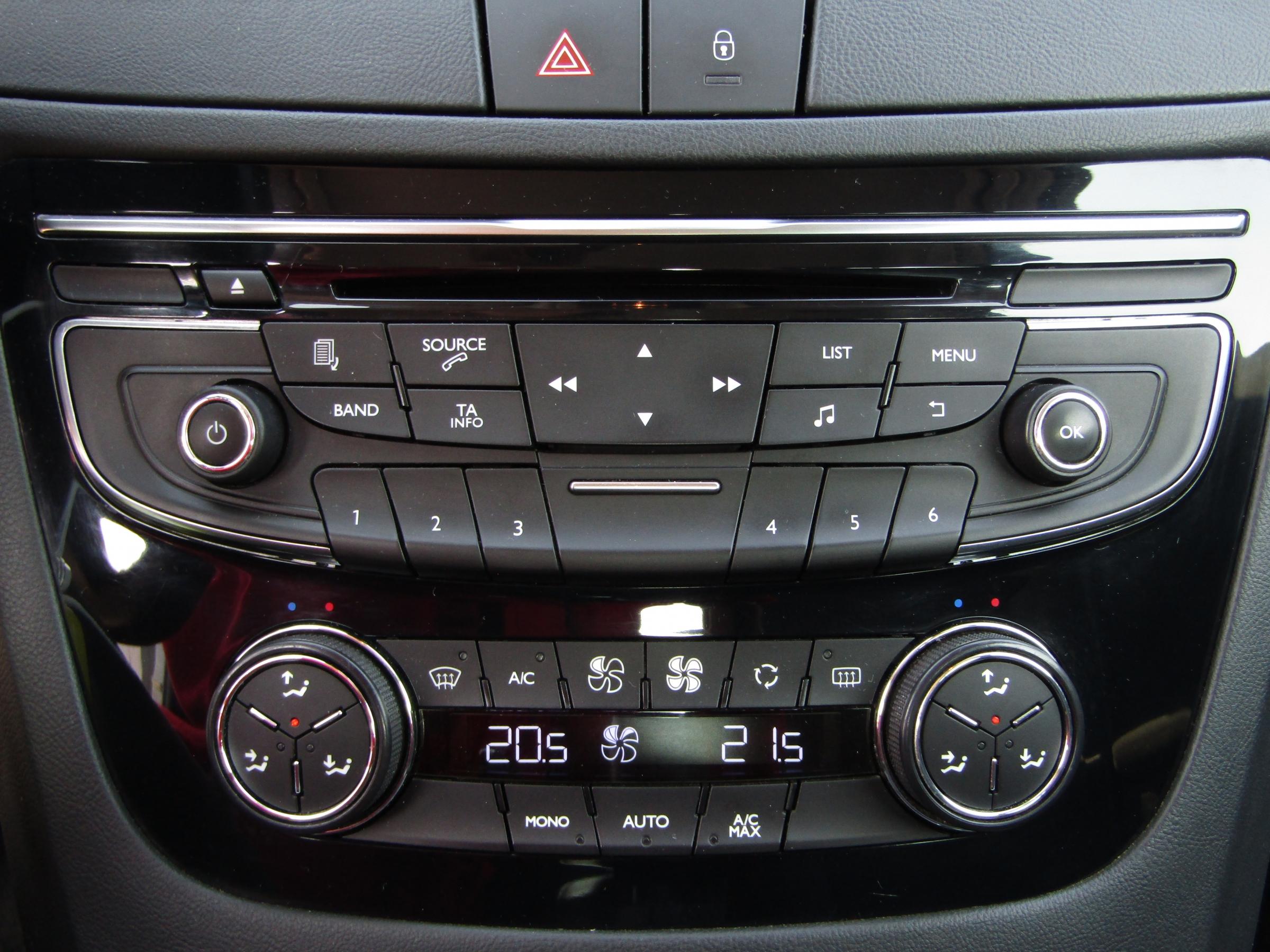 Peugeot 508, 2012 - pohled č. 14